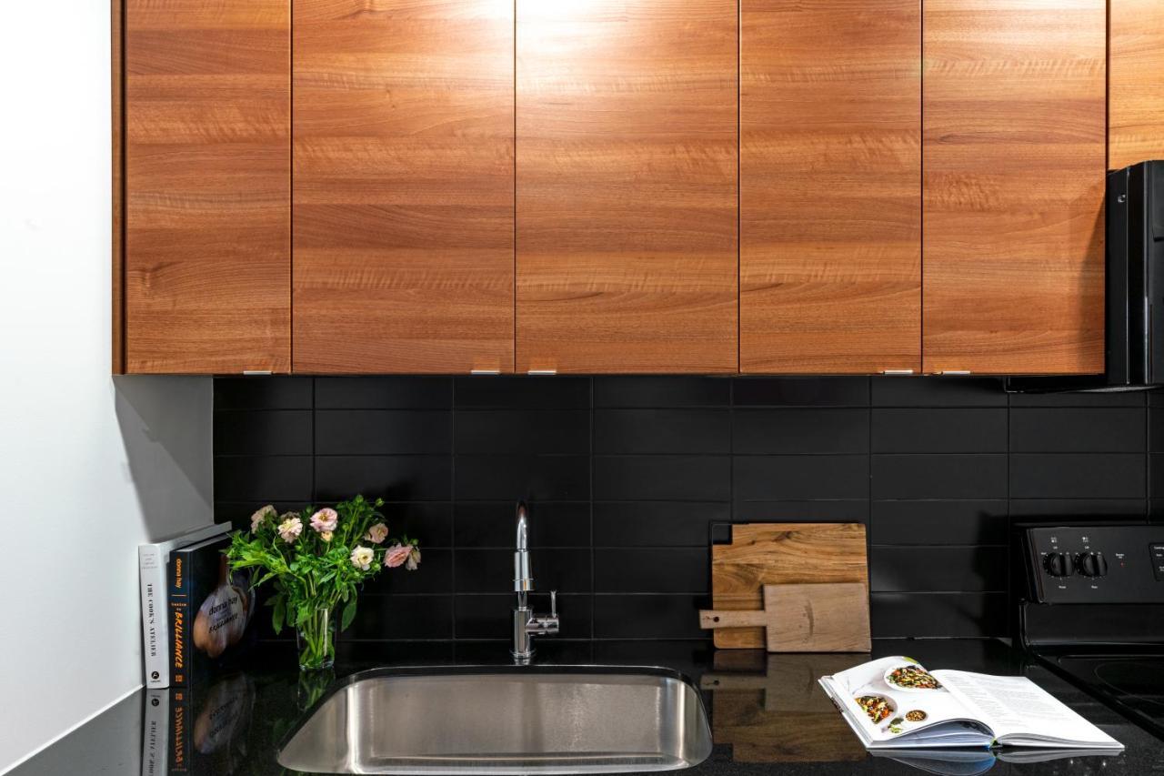 Aparthotel Downtown By Barsala *