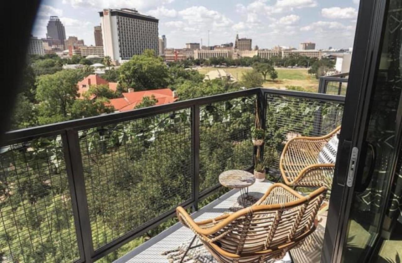 Downtown By Barsala San Antonio