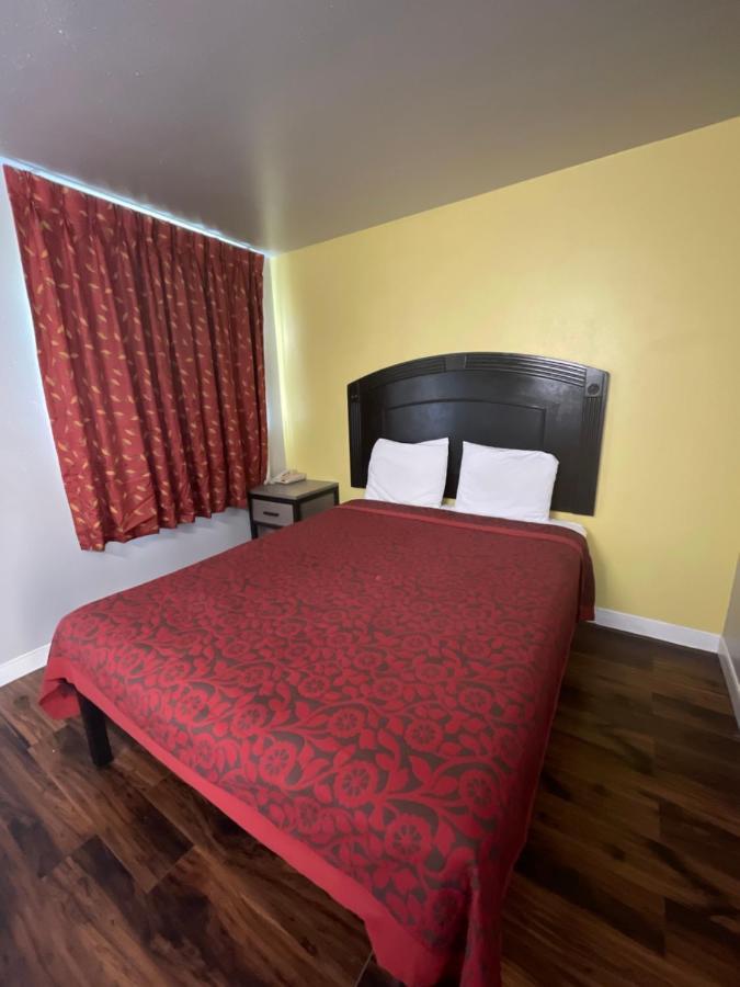 Seaworld & Lackland Afb Hotel