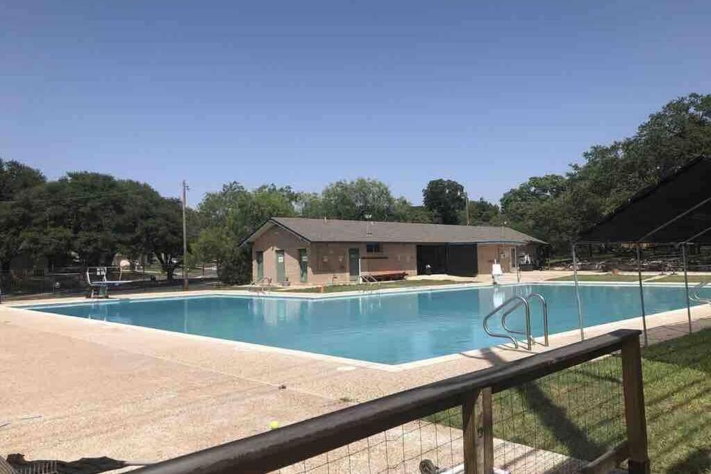 Holiday home Cyc Eclectic Back House With Bbq Gazebo *