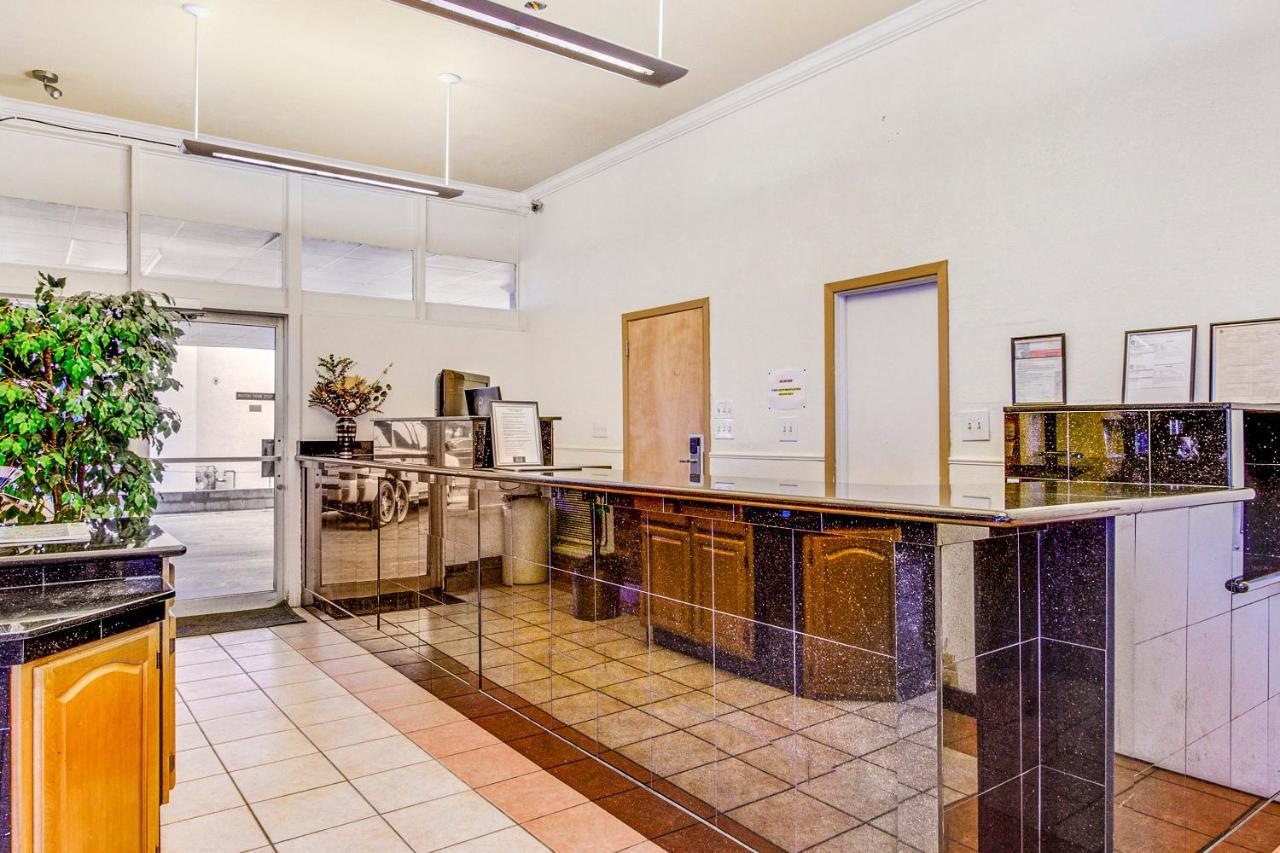 Americas Best Value Airport South Motel