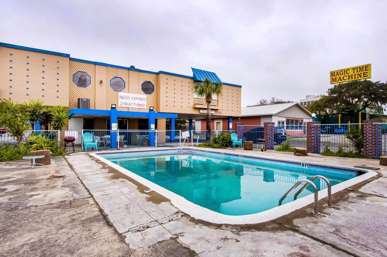 Americas Best Value Airport South San Antonio