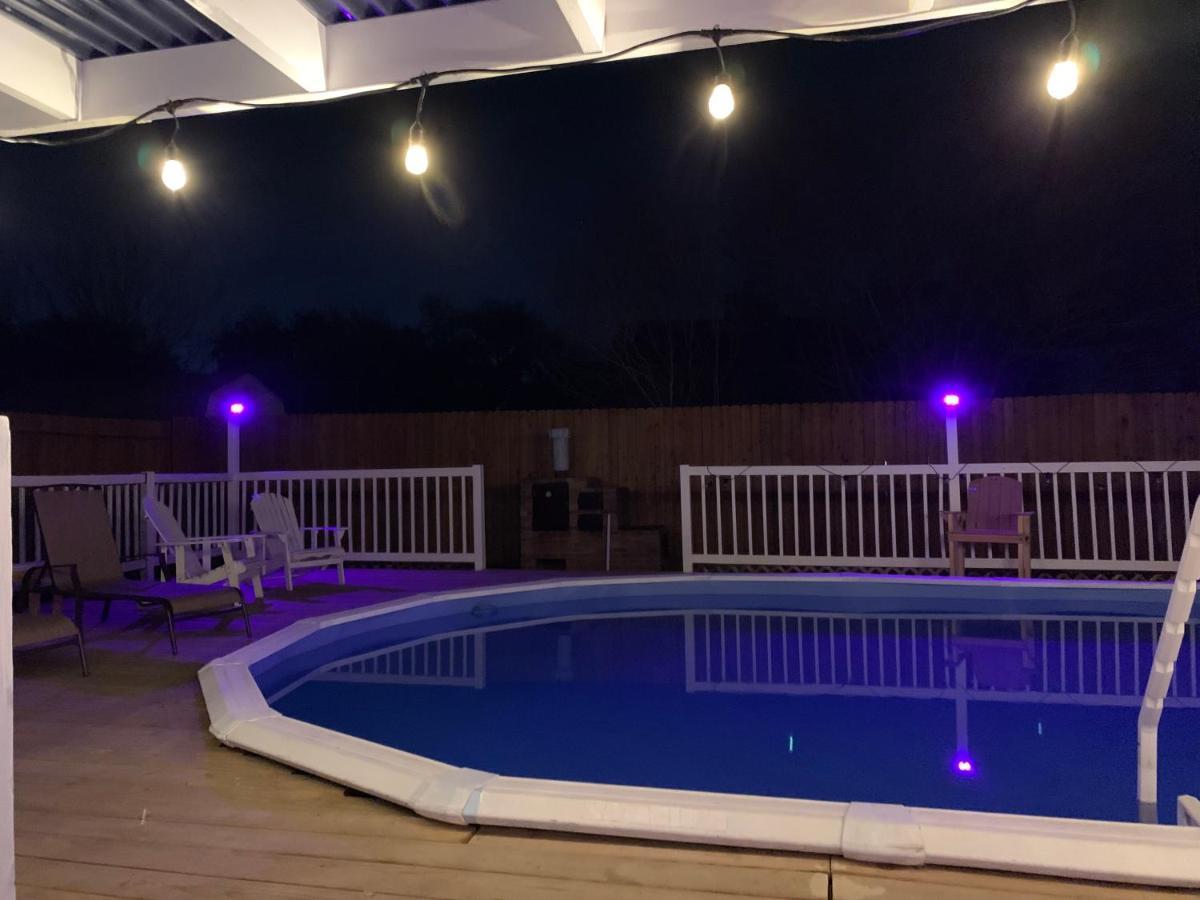 Holiday home Cheerful 3-bedroom With A Pool