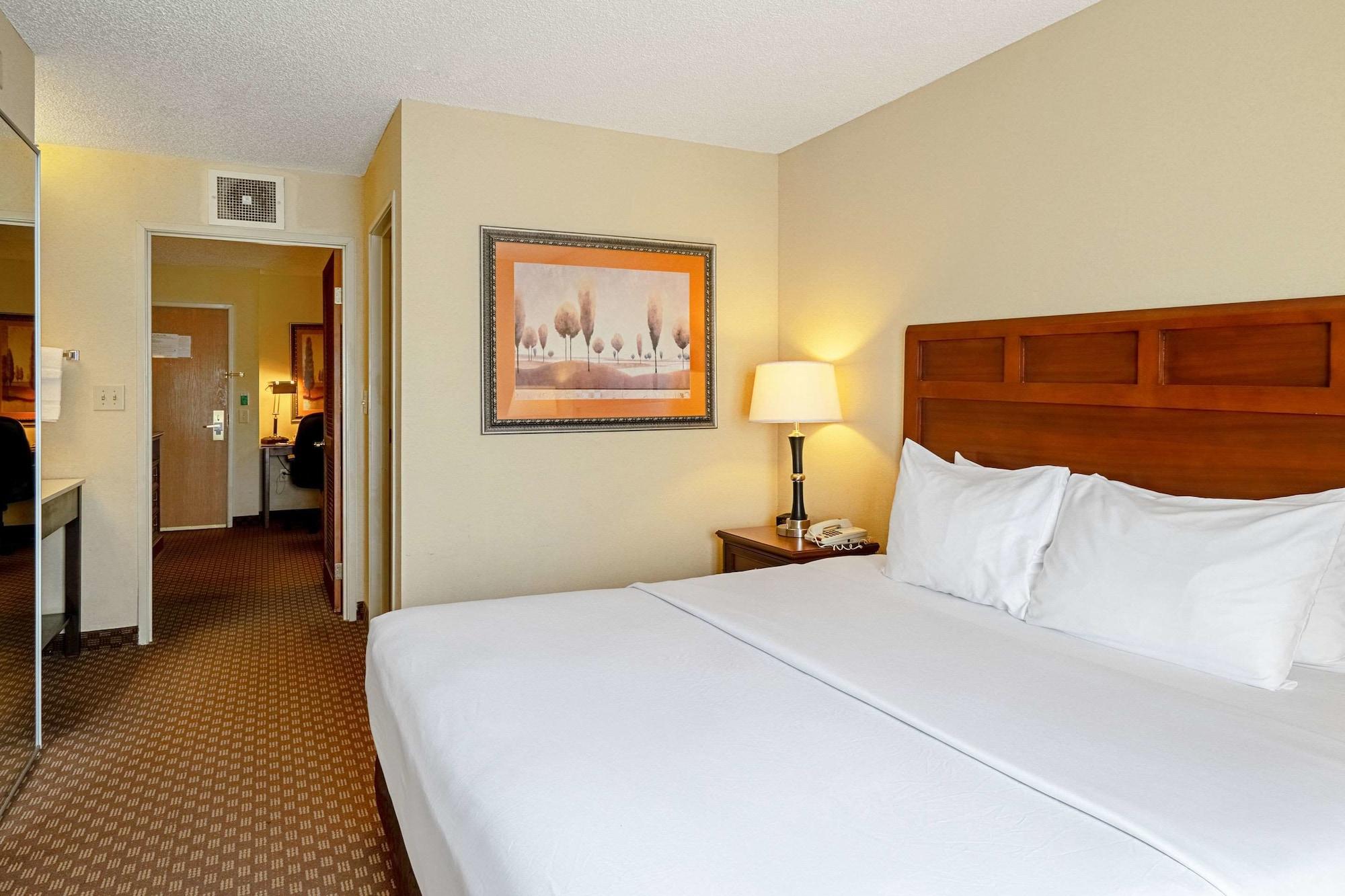 Quality Northeast Hotel San Antonio
