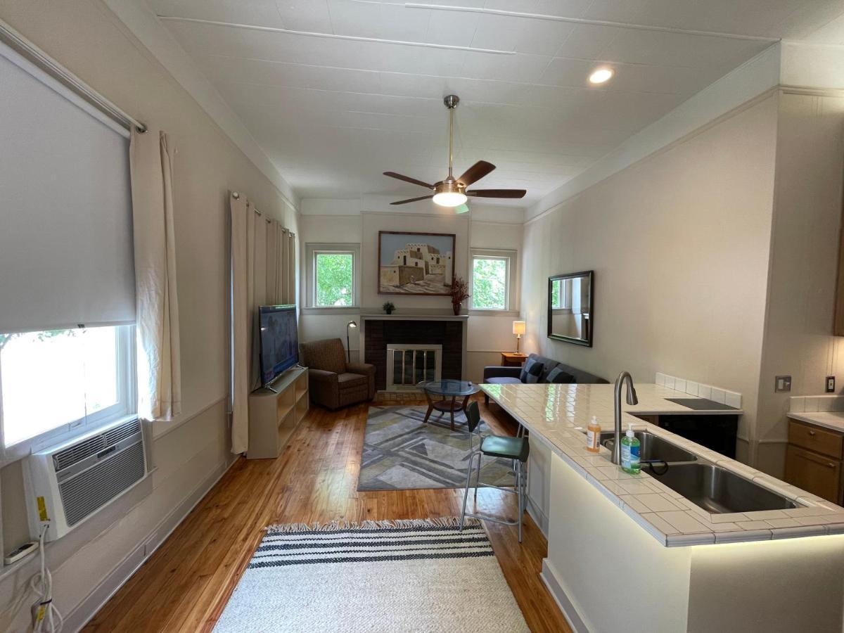 1322-#6 Downtown High Ceiling Big Size 1b Unit San Antonio