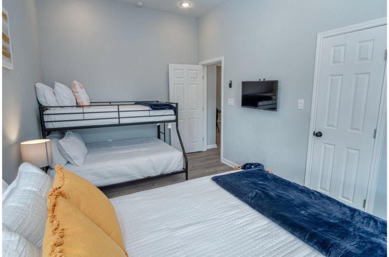 Apartment Cozy And Lovely 2br 2ba Apt#a Near Lively Downtown