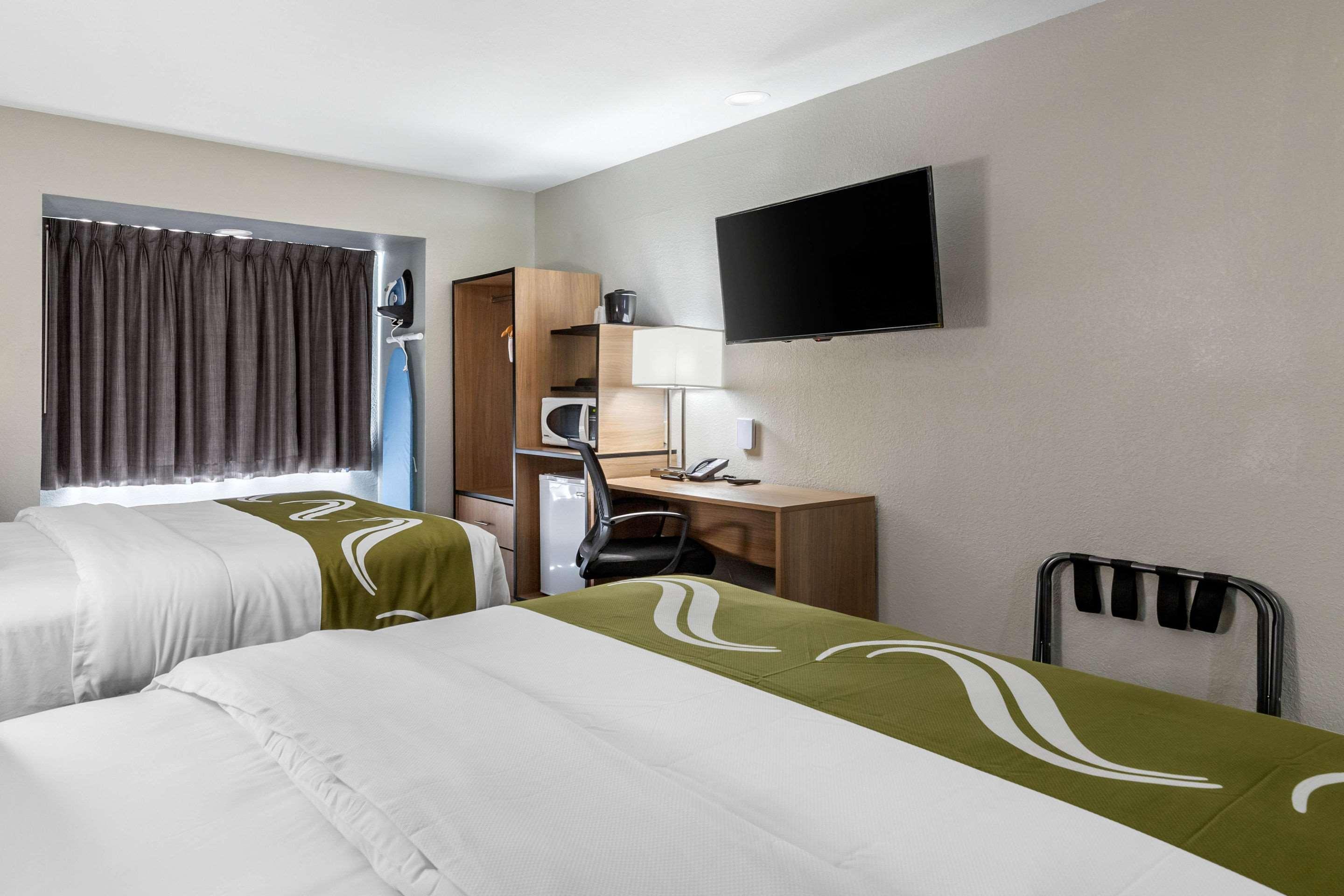 Quality Downtown - Near Market Square Hotel