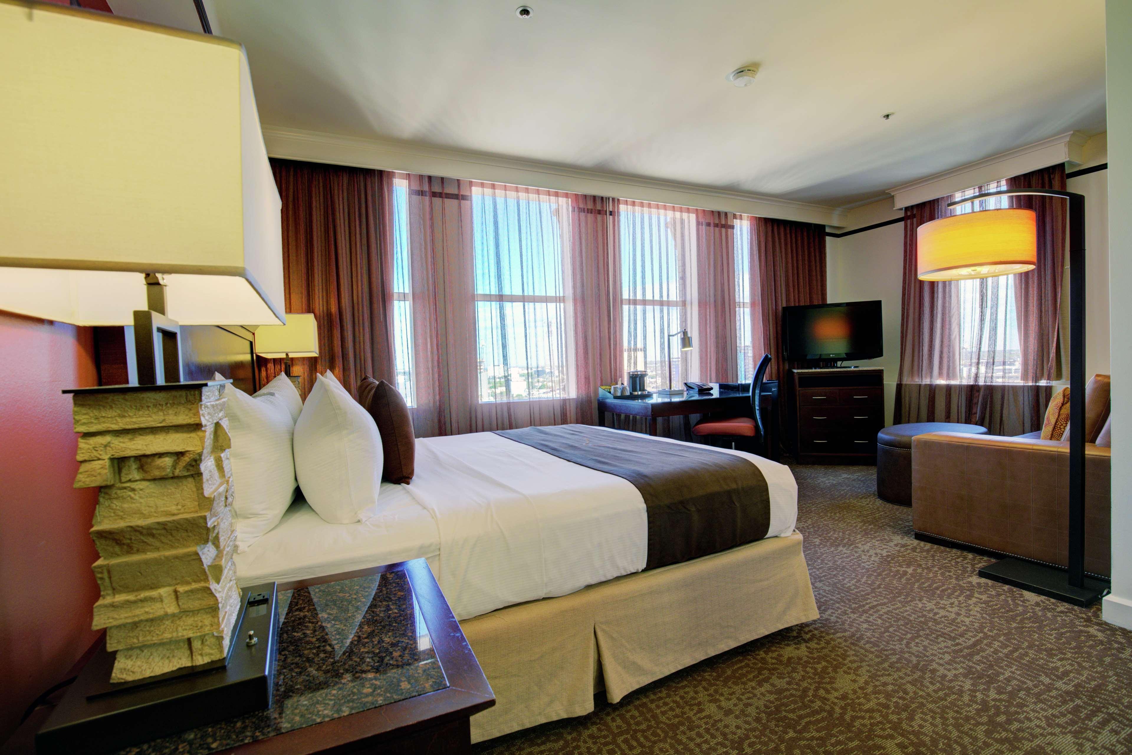 Hotel The Emily Morgan - A Doubletree By Hilton San Antonio
