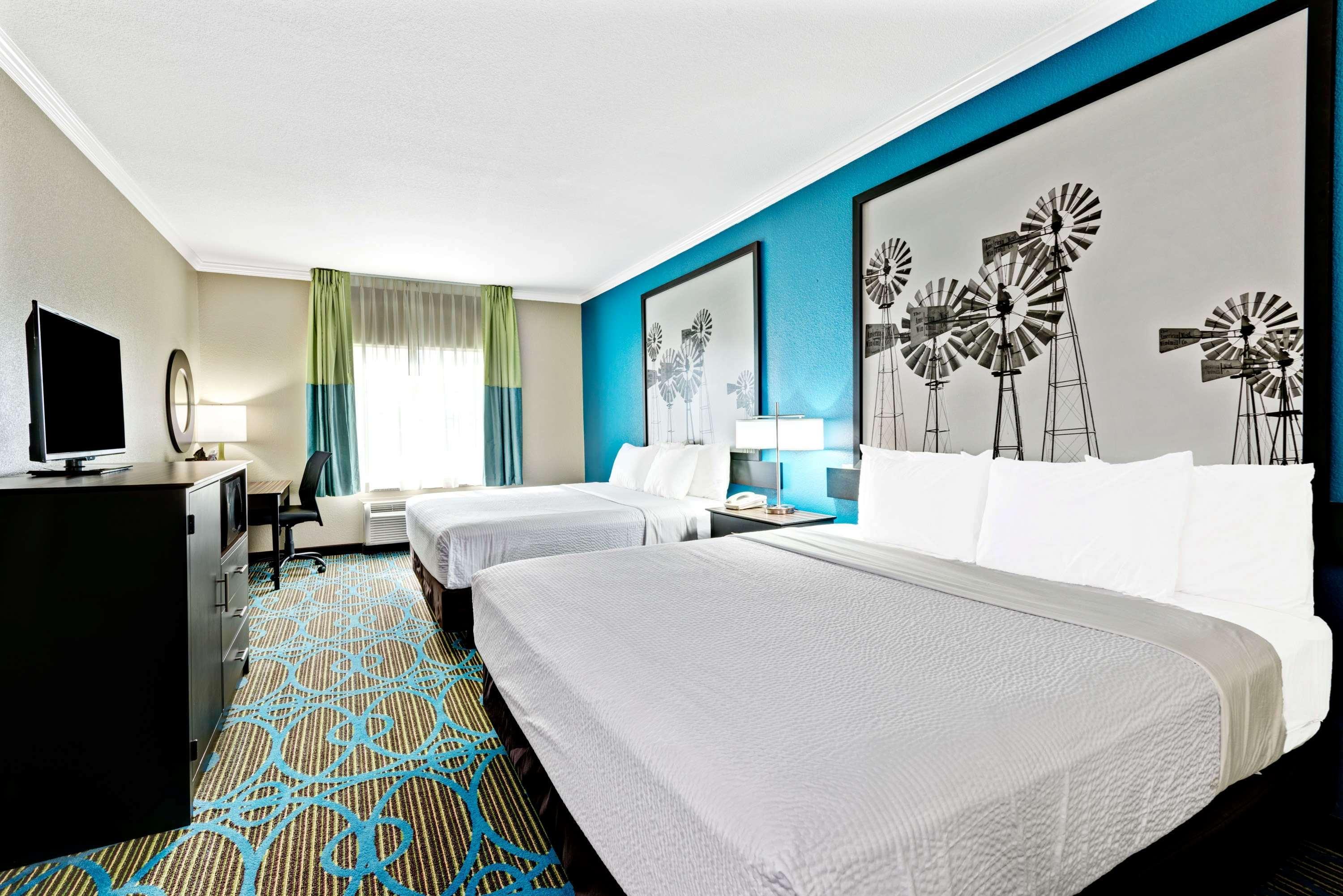 Hotel Super 8 By Wyndham San Antonio/alamodome Area San Antonio