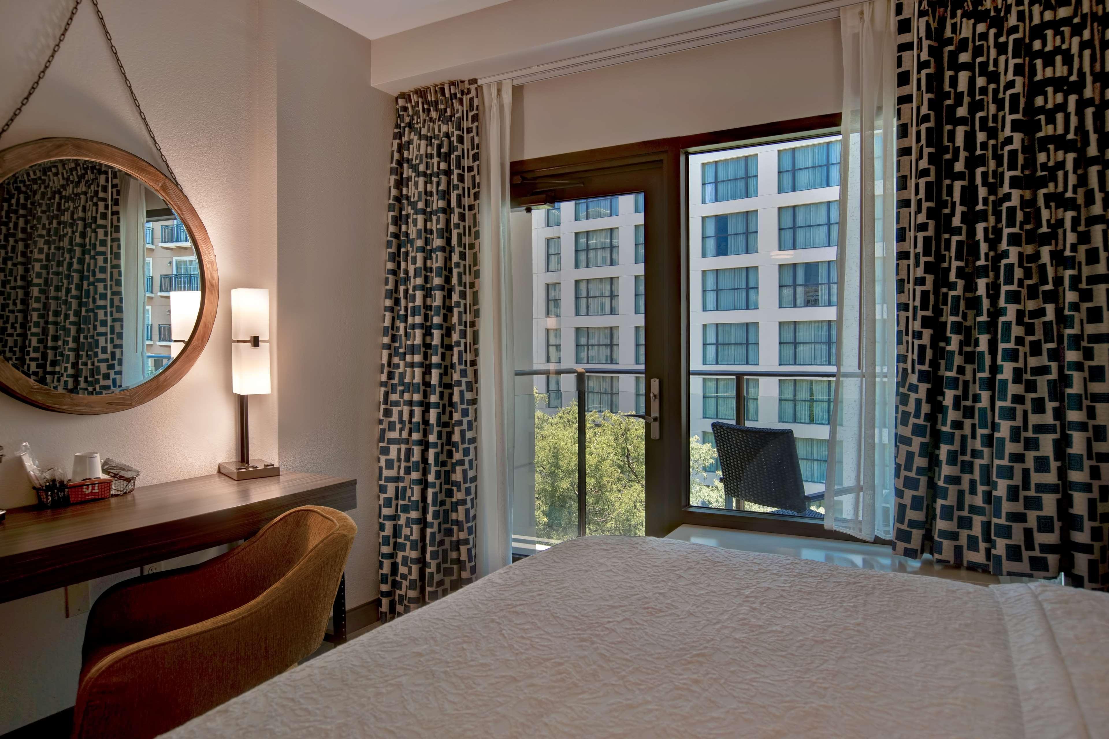 Hotel Hampton & Riverwalk San Antonio