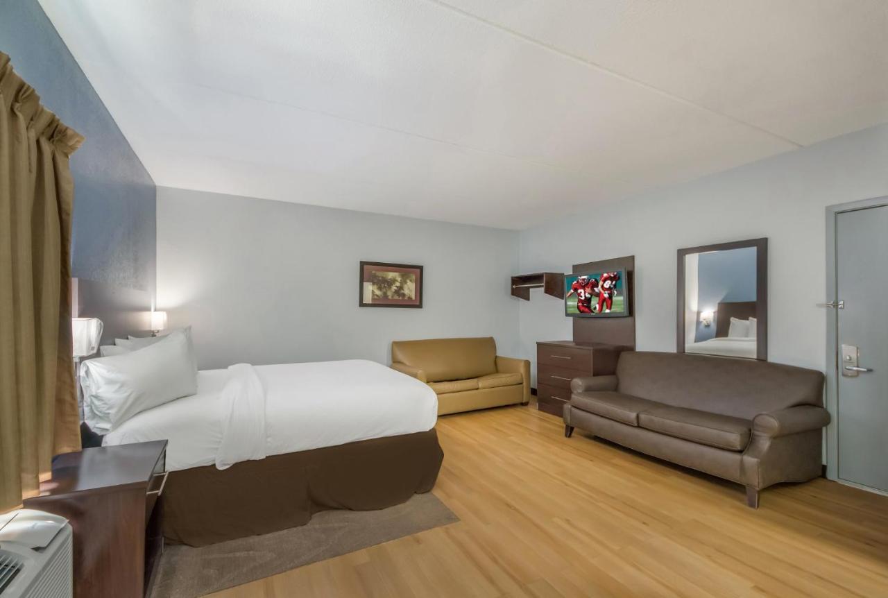 Hometowne By Red Roof - Seaworld Northwest Motel San Antonio