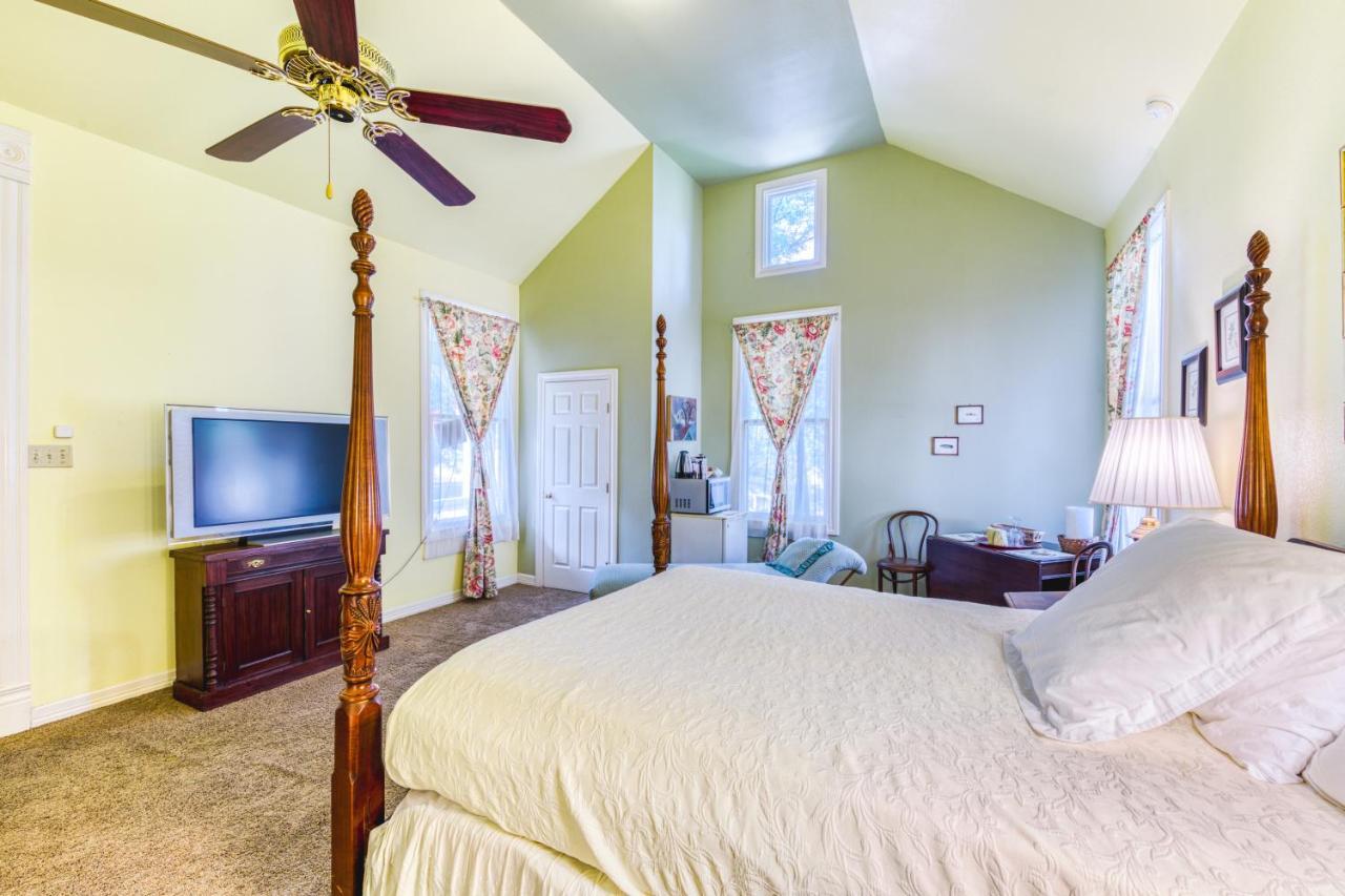 Bed & Breakfast Yellow Rose