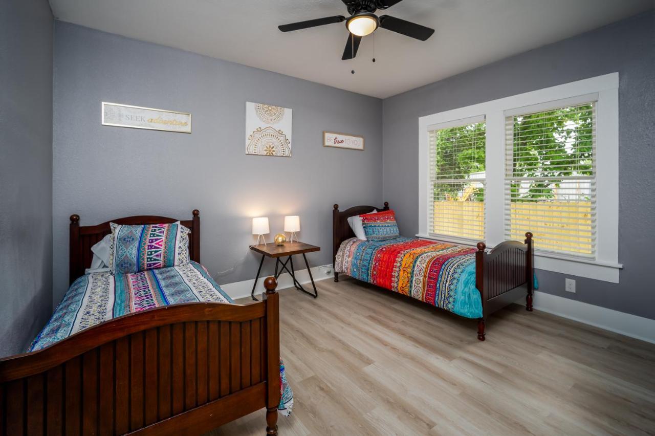 Spacious Near Downtown *