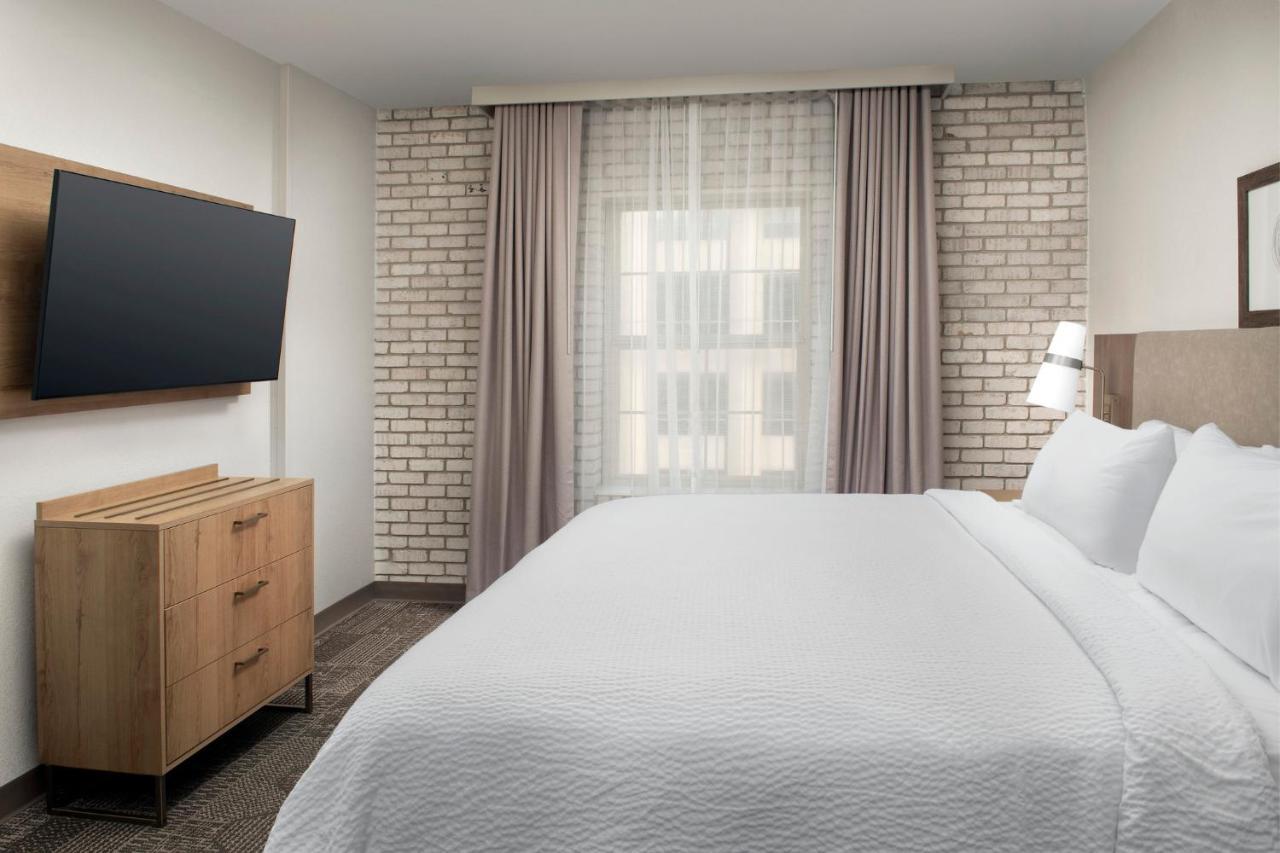 Hotel Staybridge Airport By Ihg San Antonio