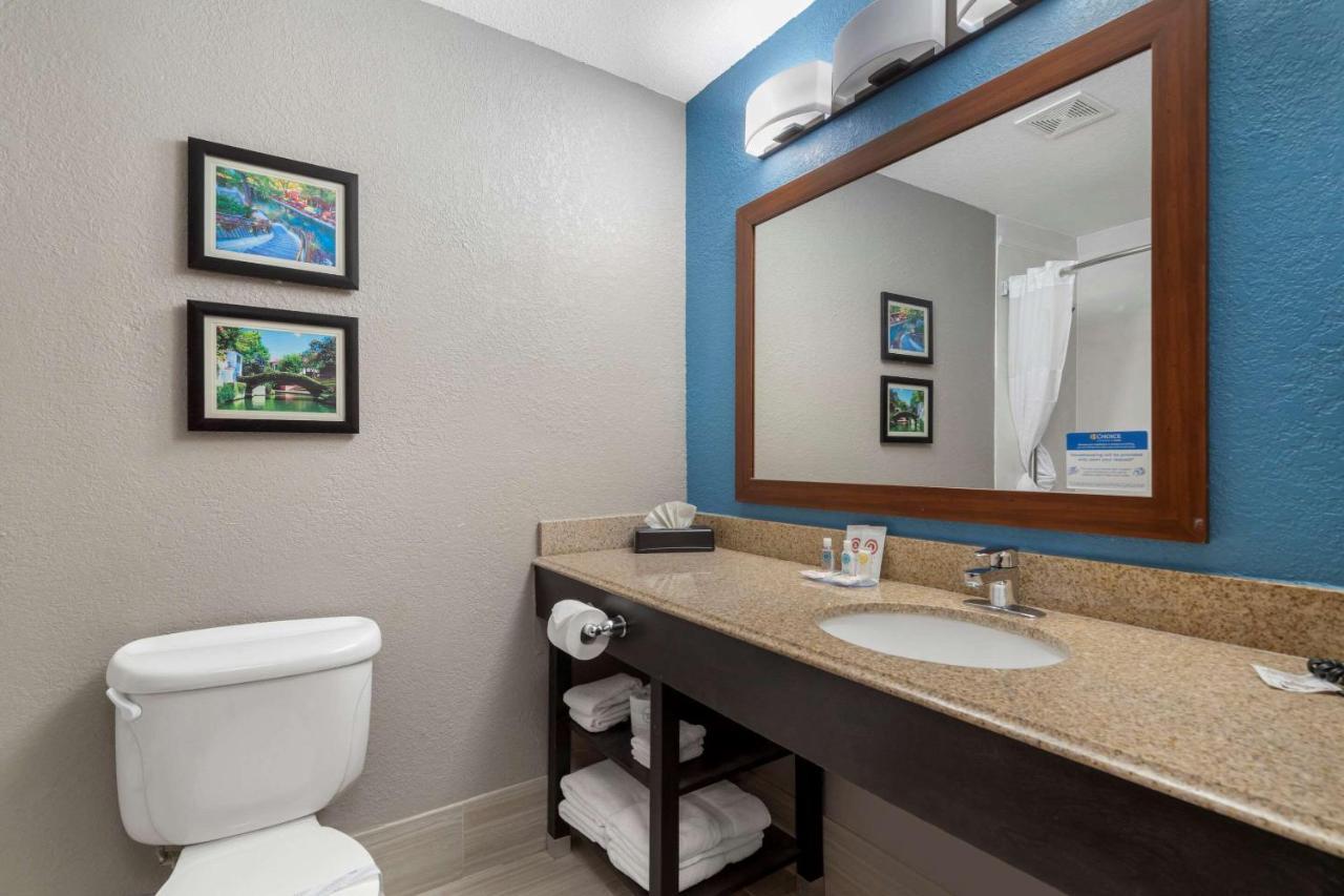 Hotel Comfort & Near Medical Center