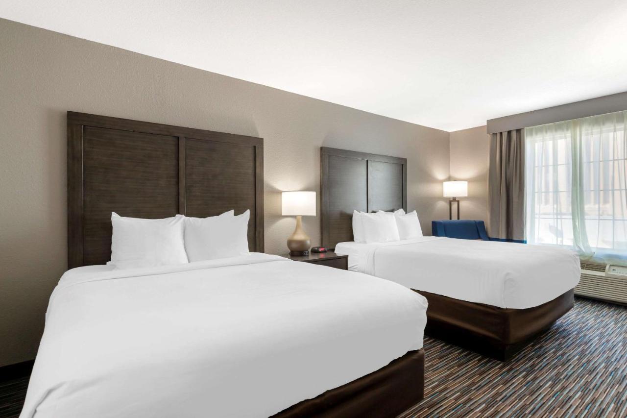 Hotel Comfort & Near Medical Center 3*