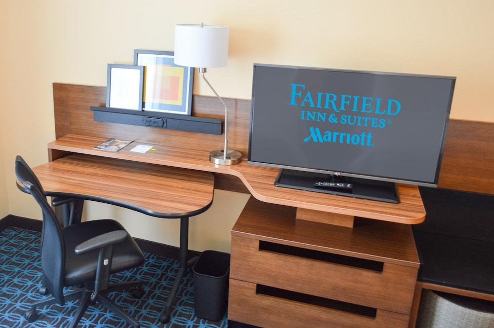 Fairfield & By Marriott Brooks Base