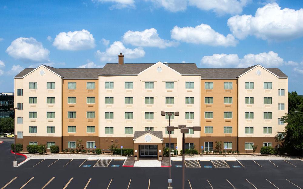 Hotel Fairfield & By Marriott Airport/north Star Mall 3*