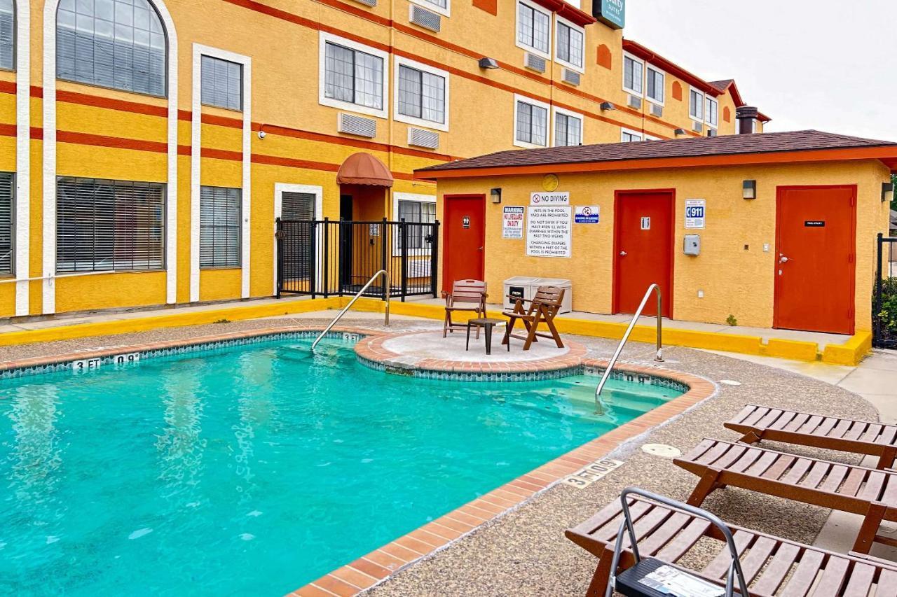 Quality Hotel 3*