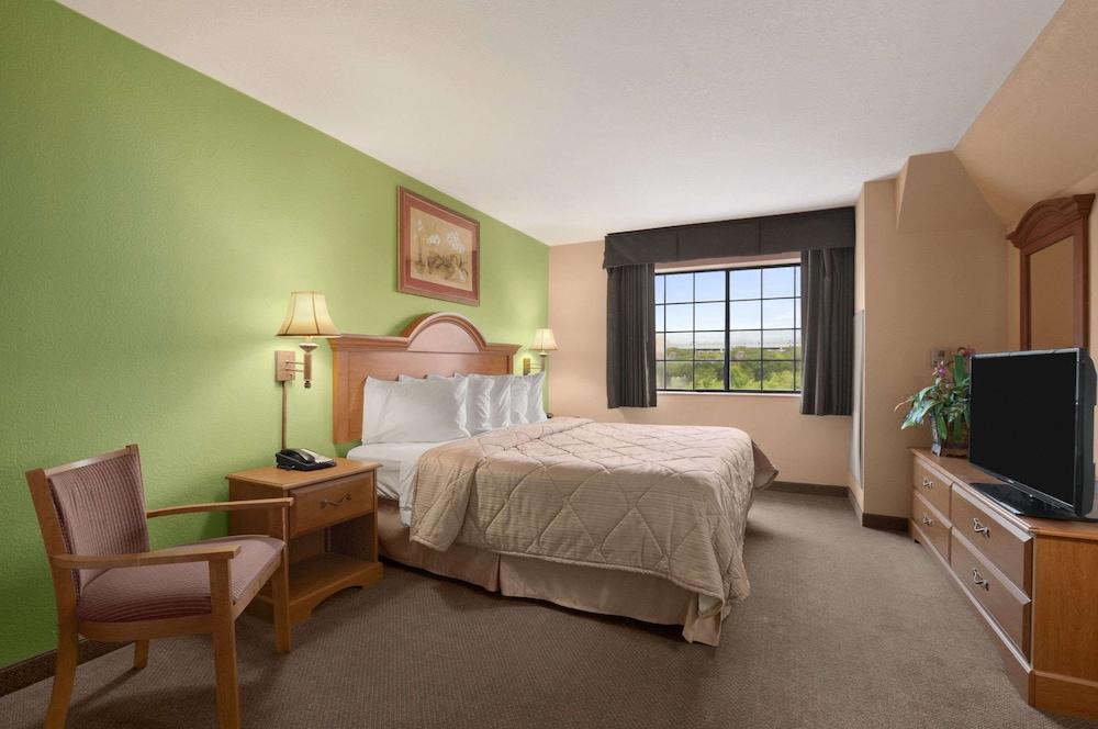 Hotel Days & By Wyndham North/stone Oak