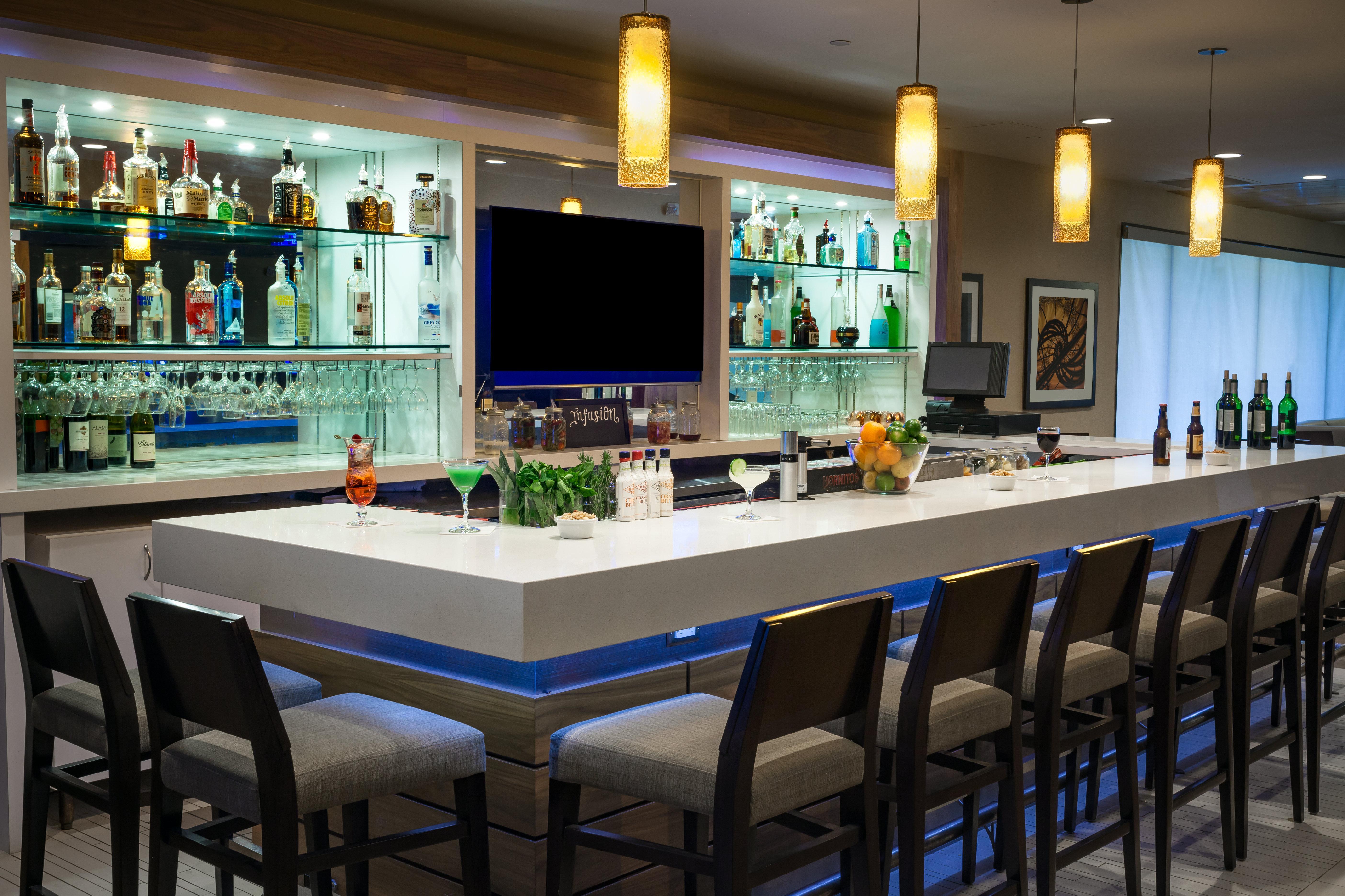 Hotel Holiday San Antonio-downtown/market Square, An Ihg