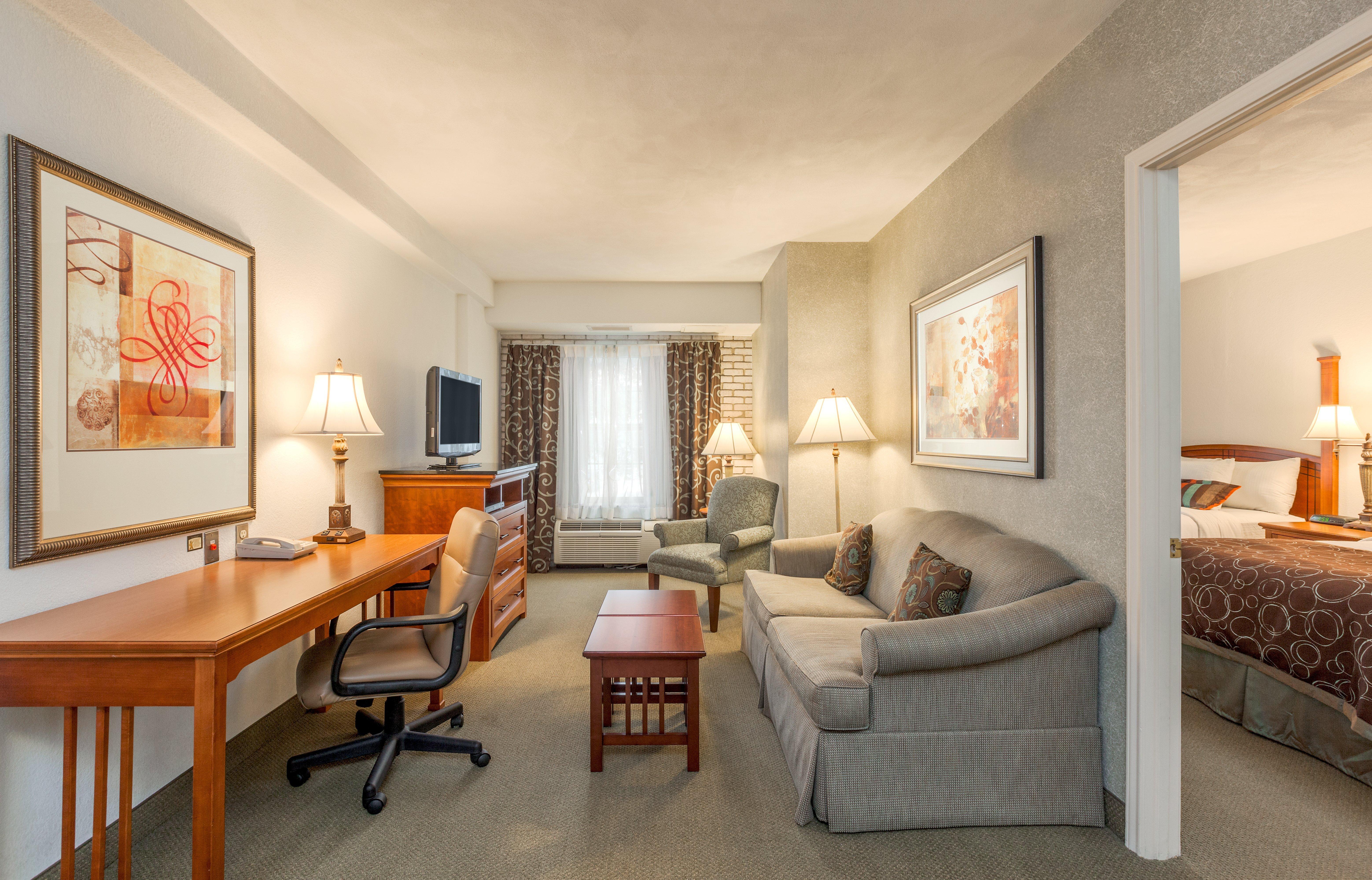 Staybridge Airport By Ihg