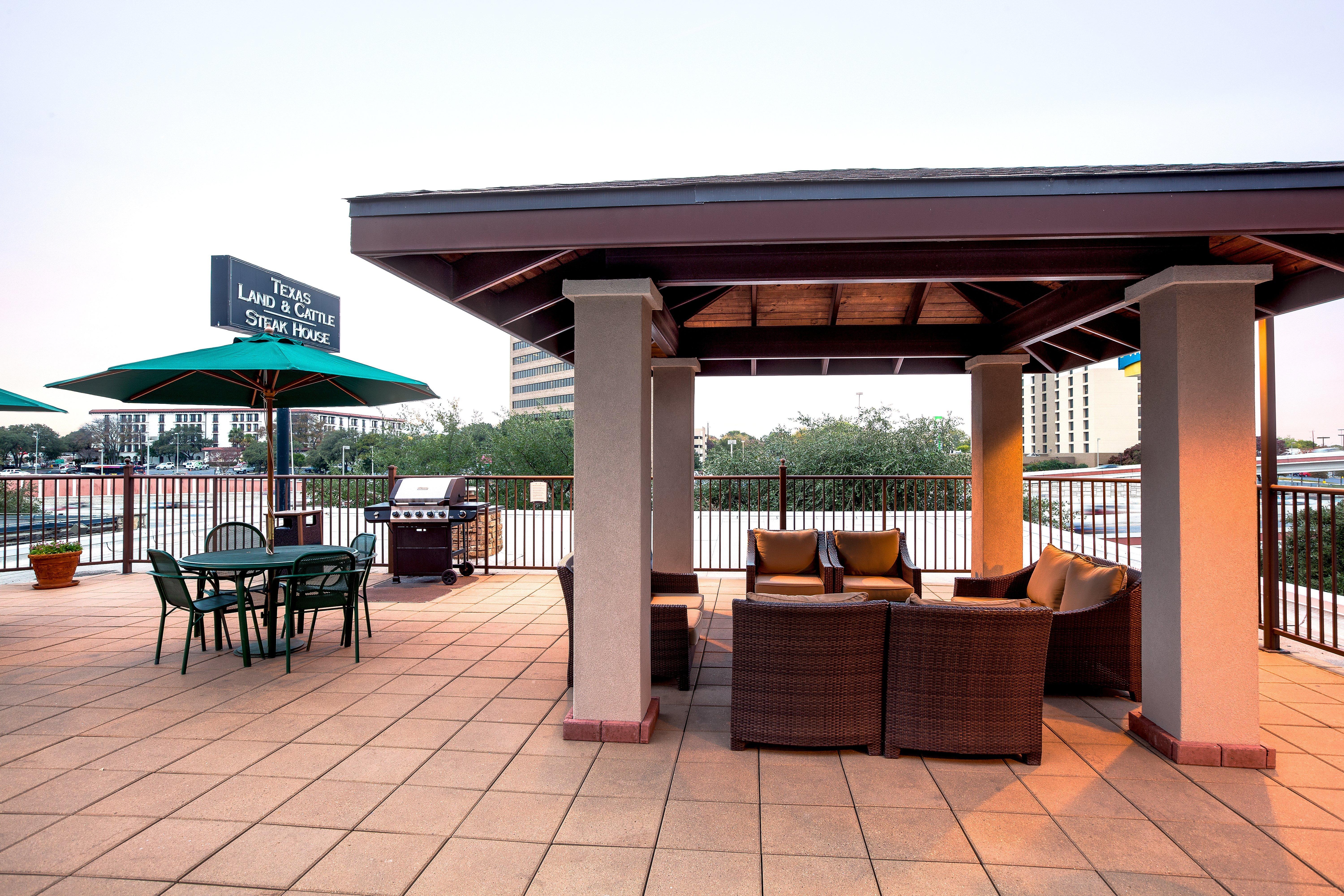 Staybridge Airport By Ihg 3*