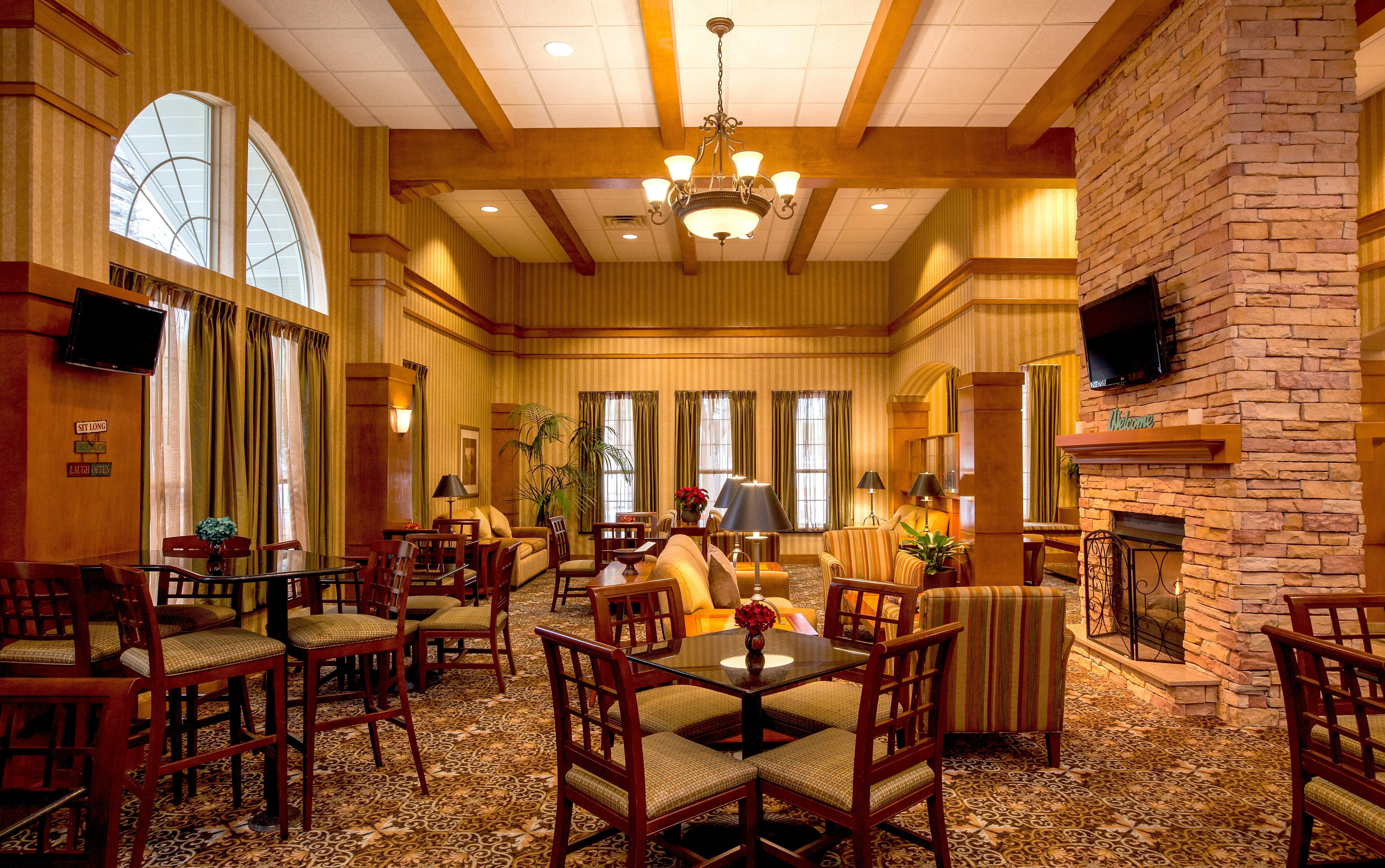 Hotel Staybridge Airport By Ihg 3*