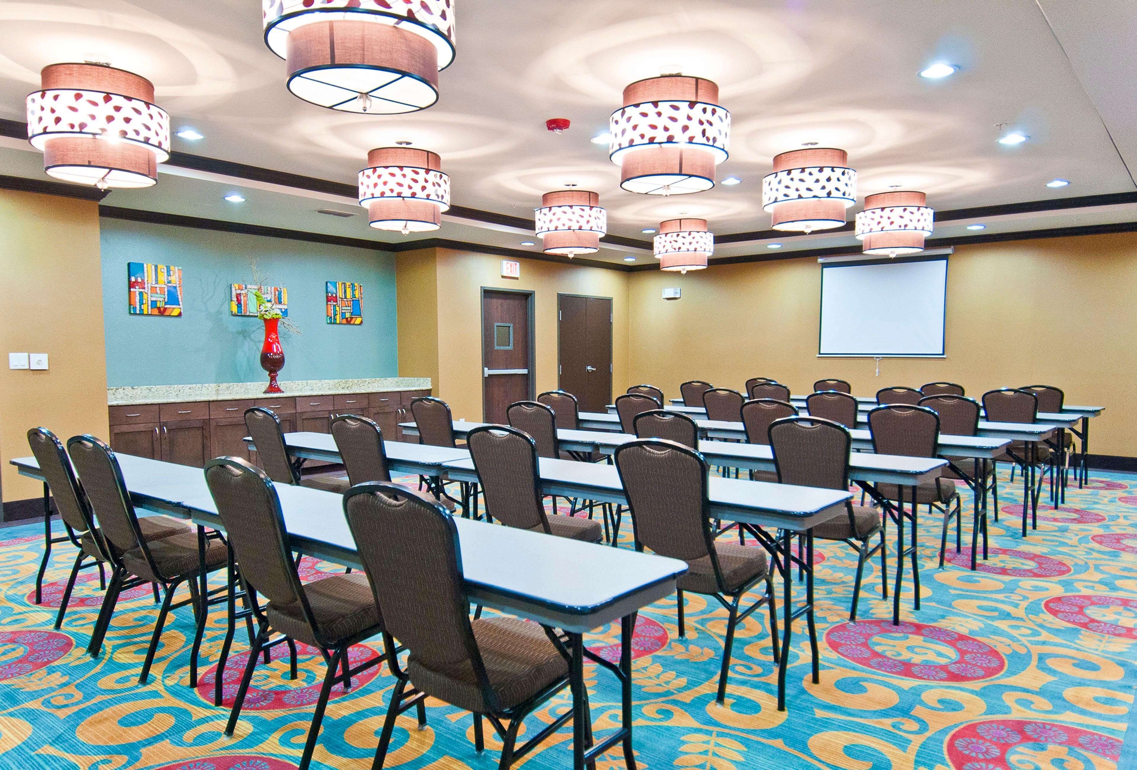 Hotel Express & Frost Bank Center By Ihg San Antonio