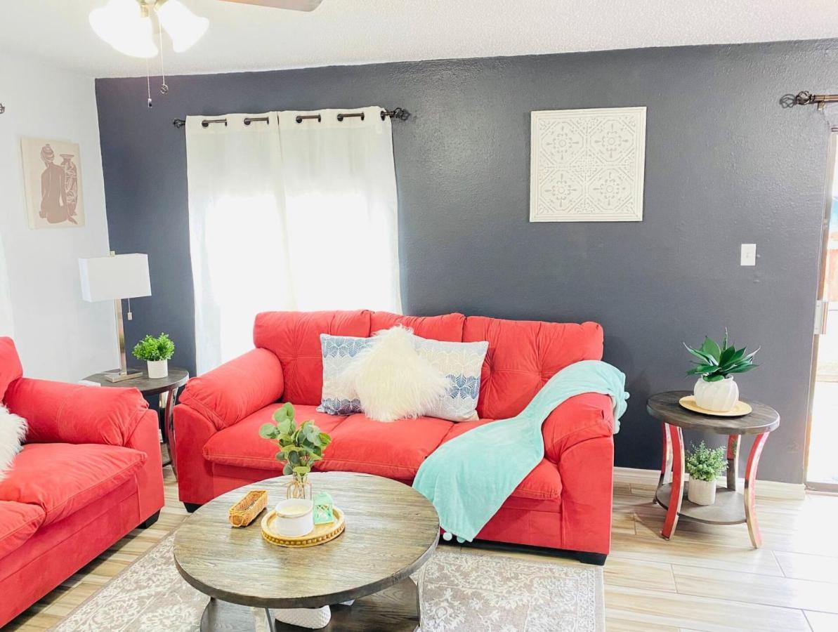 Cozy Urban Getaway *