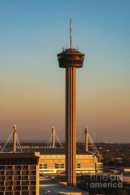 The Alamo Riverwalk Pearl Modern 4 Bedroom Holiday home San Antonio