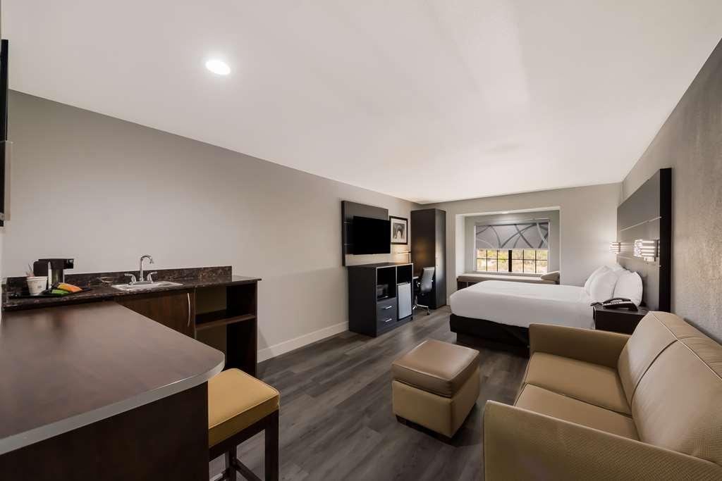 Western Seaworld Hotel 3*
