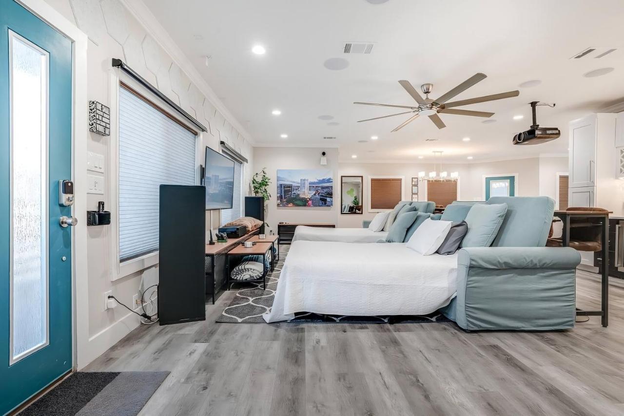 Villa Luxury 6br/5ba + Hot Tub Near Dt *
