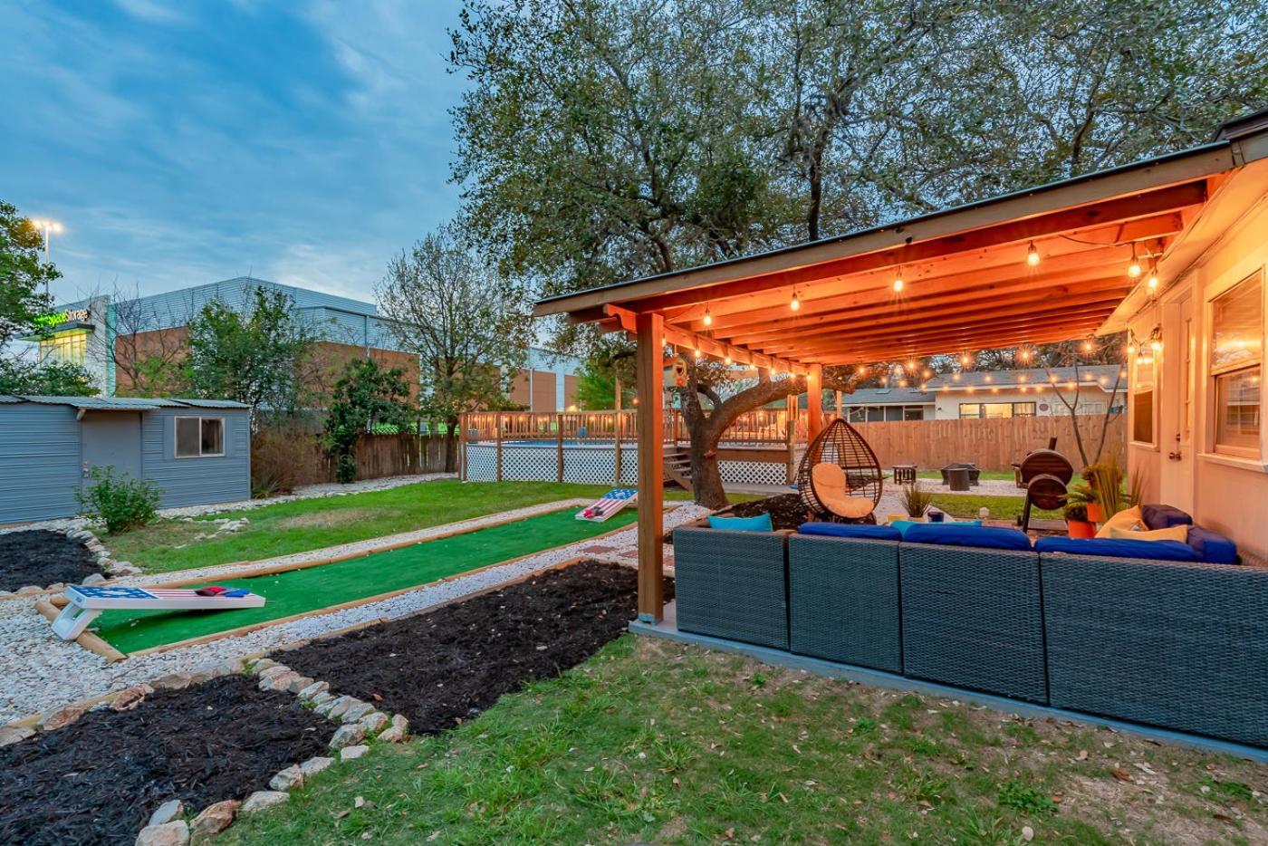 Texas Vacation Home, Game & Pool By Sixflags Holiday home *