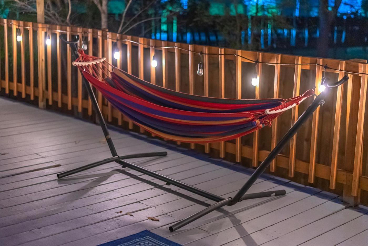 Texas Vacation Home, Game & Pool By Sixflags *