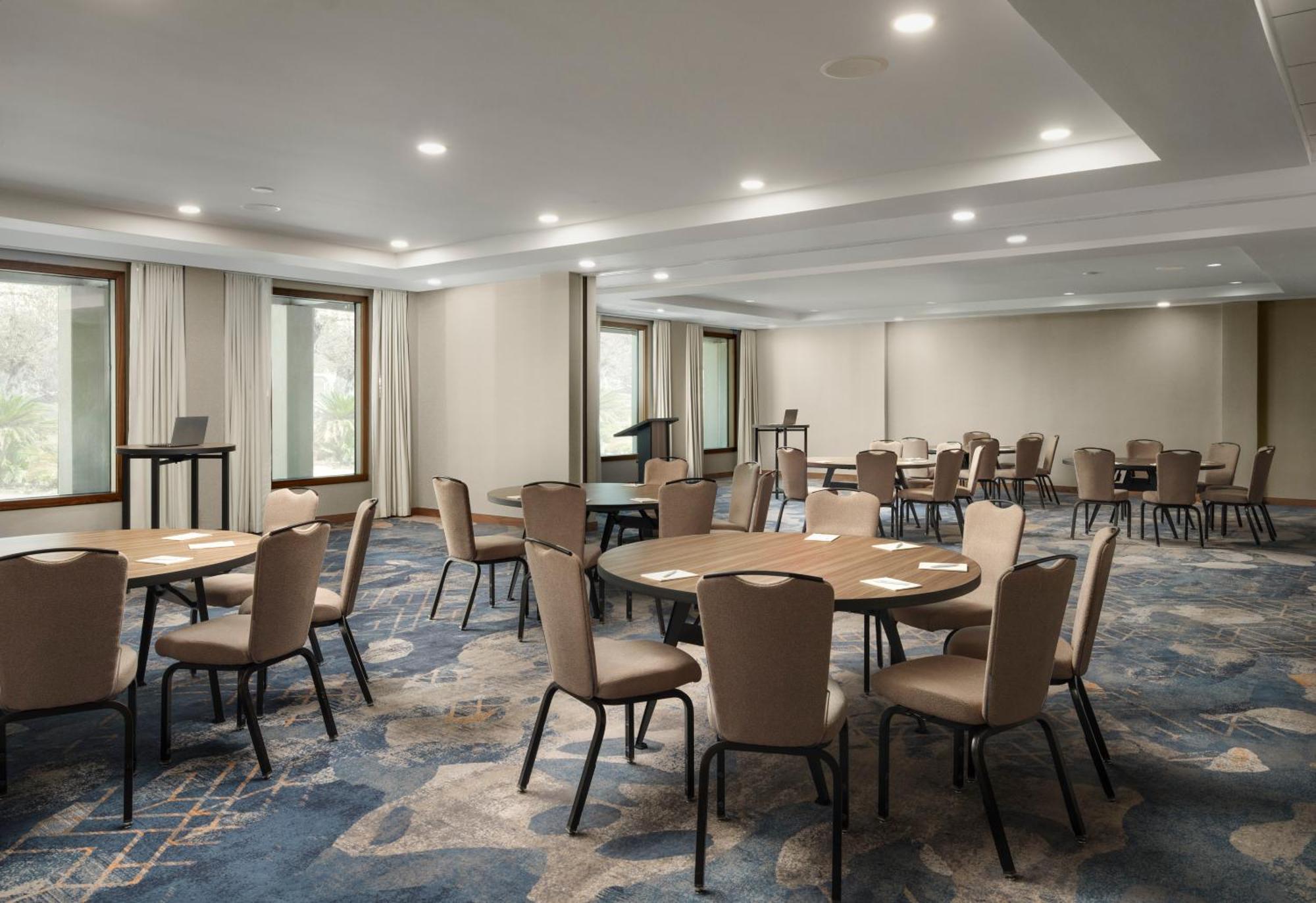 Plaza & Spa, Autograph Collection 4* San Antonio