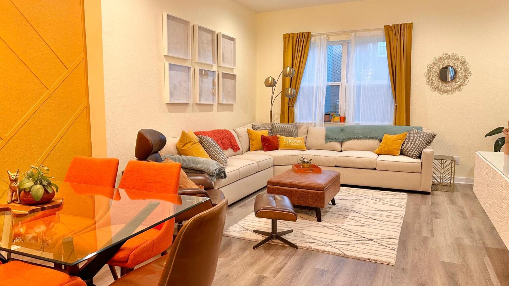 Villa Posh 210 *