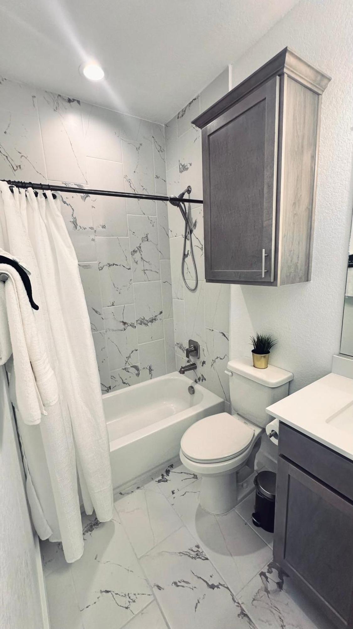 Posh 210 Villa San Antonio