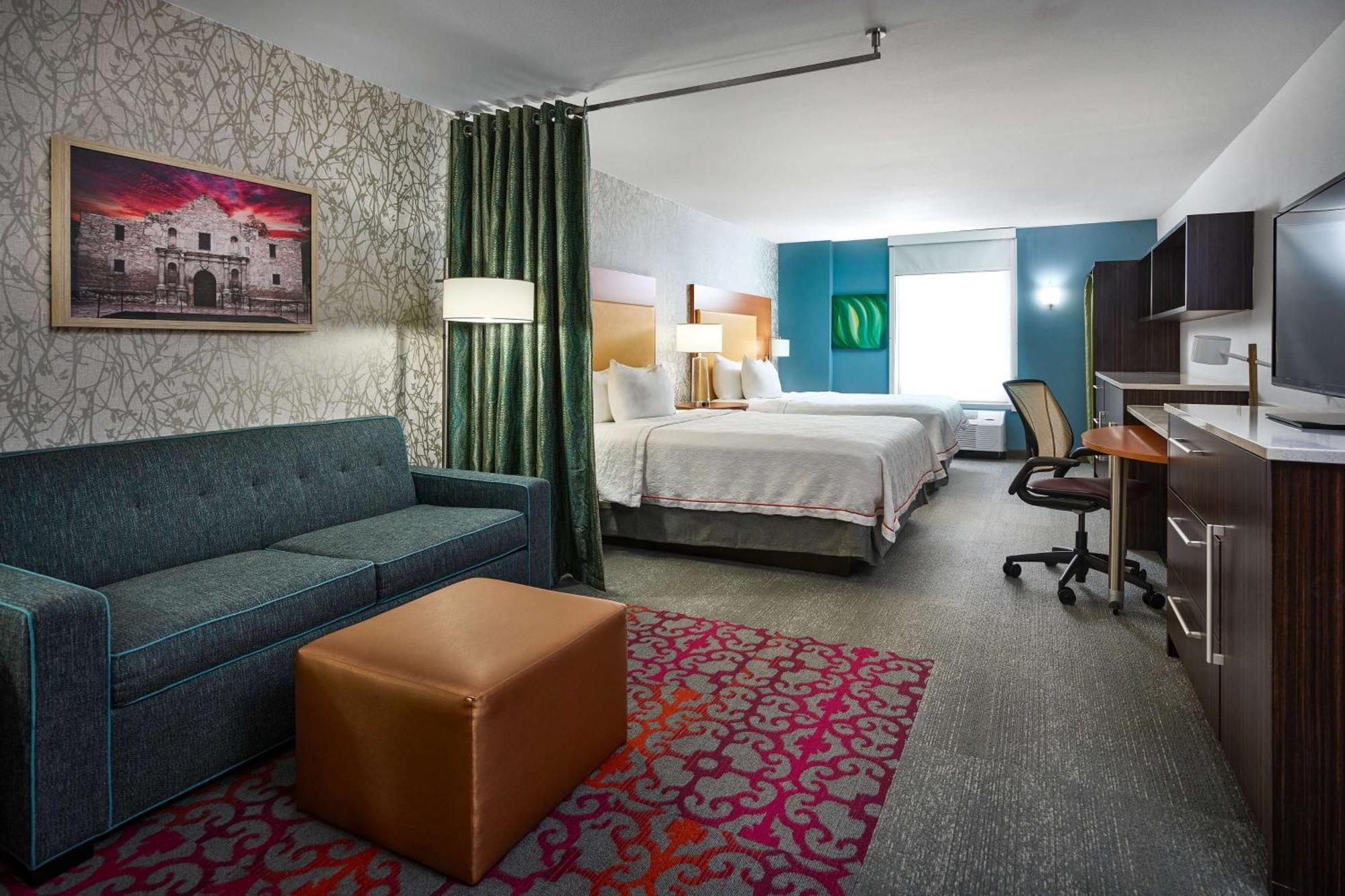 Hotel Home2 By Hilton Airport, Tx