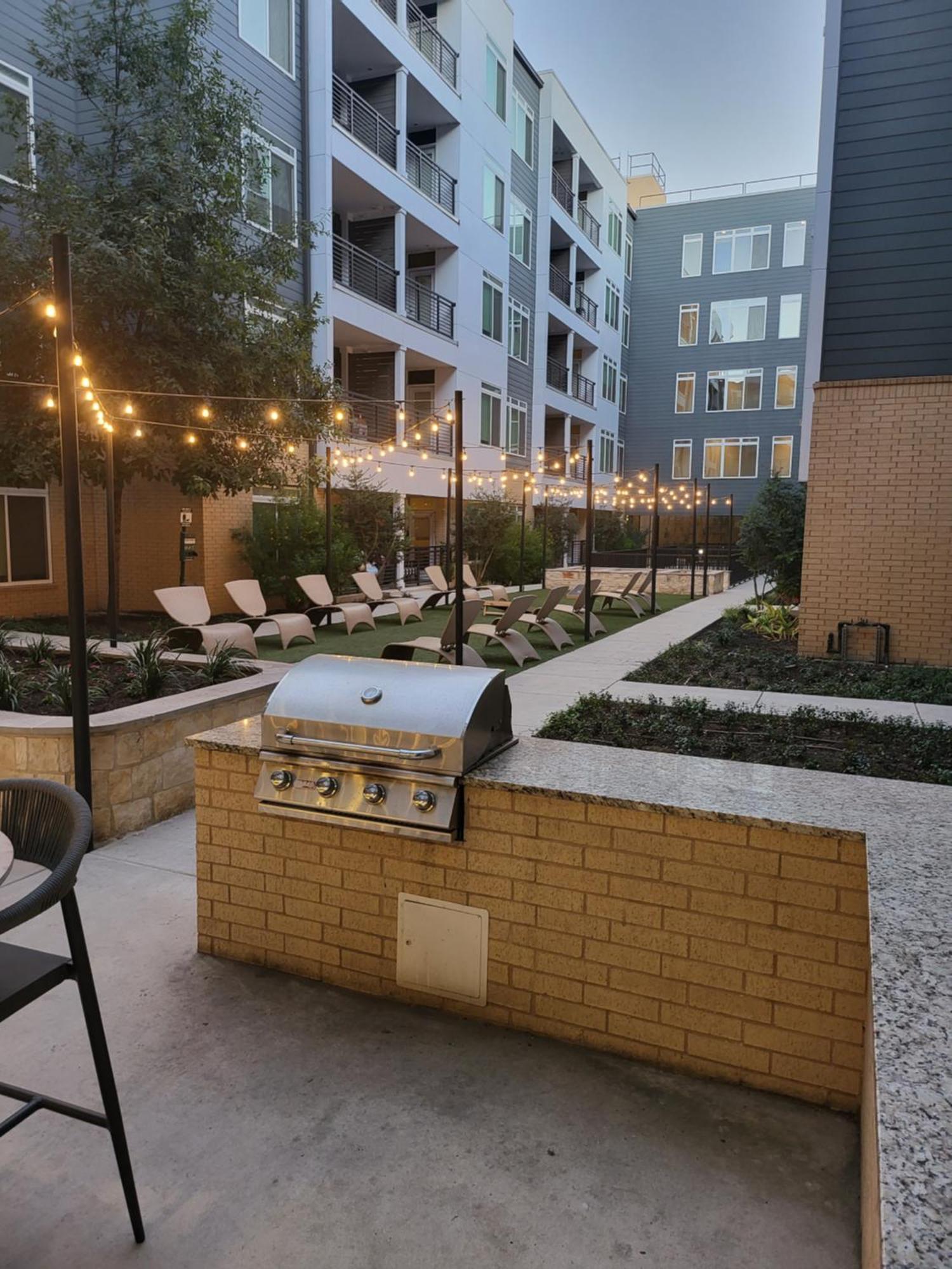 Beautiful On Riverwalk W King Ste Free Parking Pet Friendly Centrally Located On The Riverwalk * San Antonio