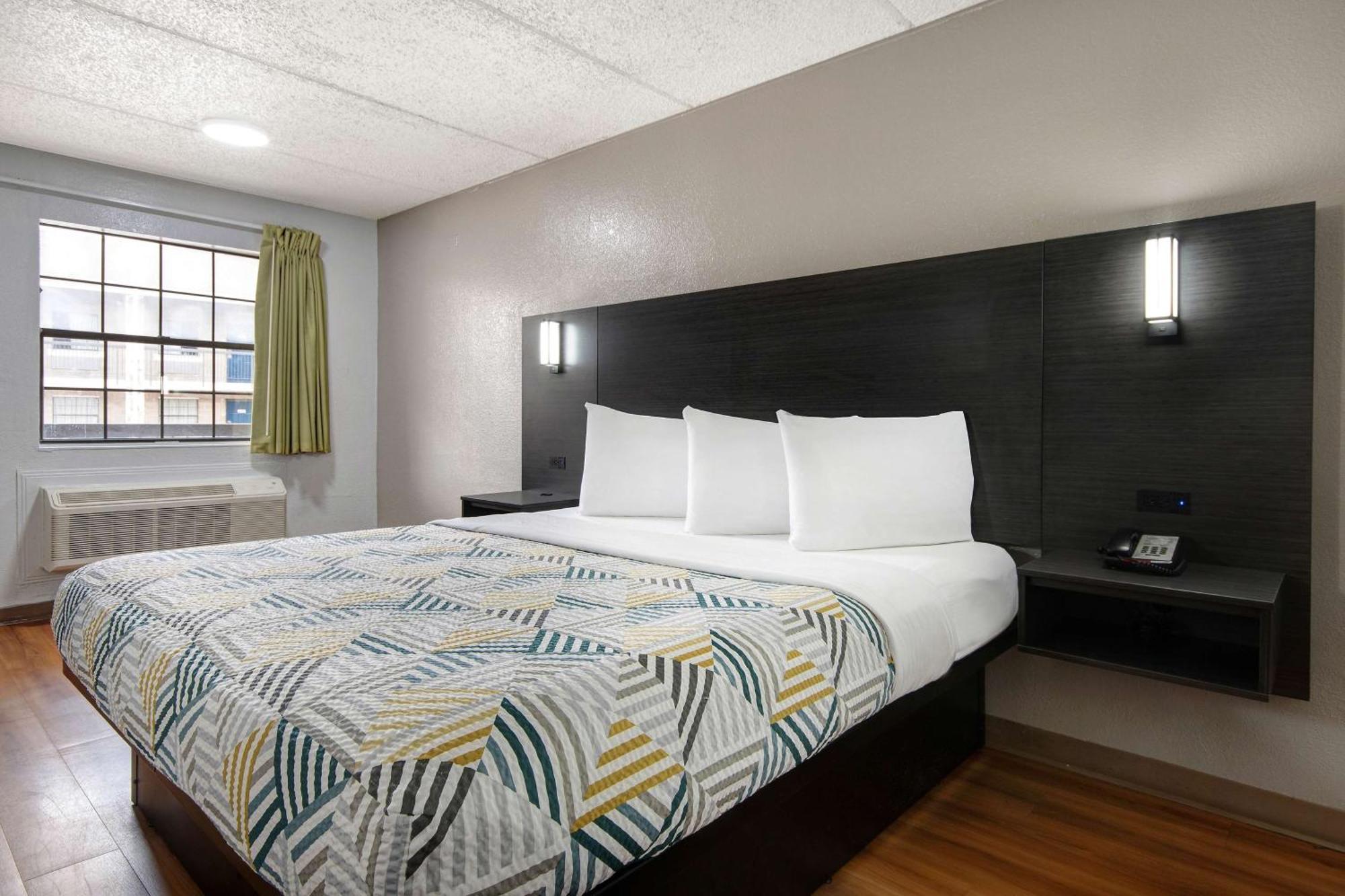 6 Tx Northwest Medical Center Hotel