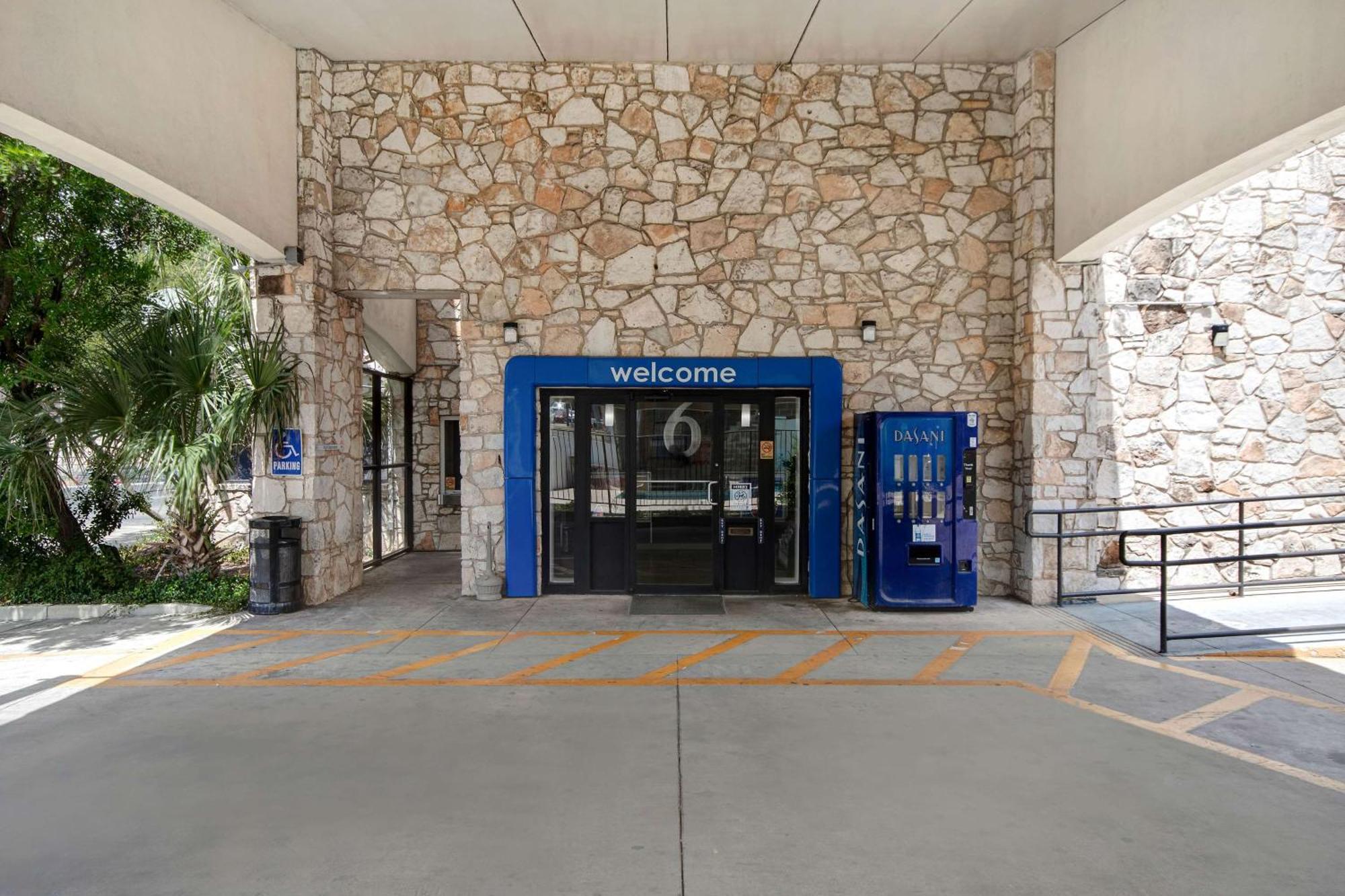 6 Tx Northwest Medical Center