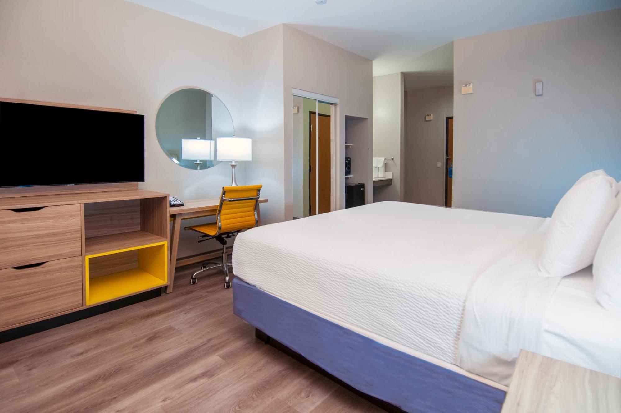 Hotel Days & By Wyndham North/stone Oak 2*