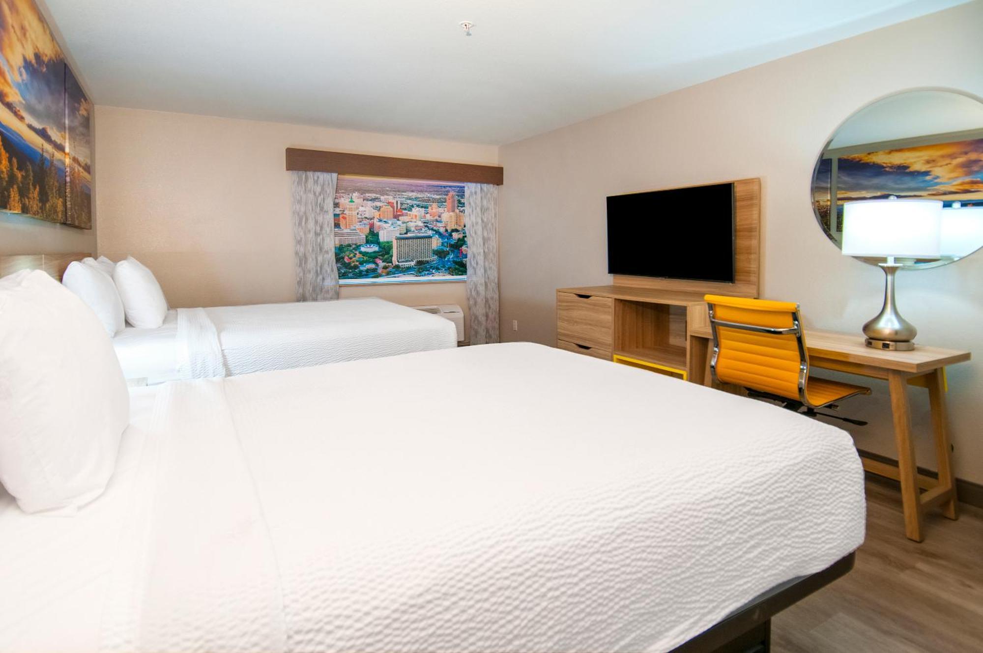 Hotel Days & By Wyndham North/stone Oak