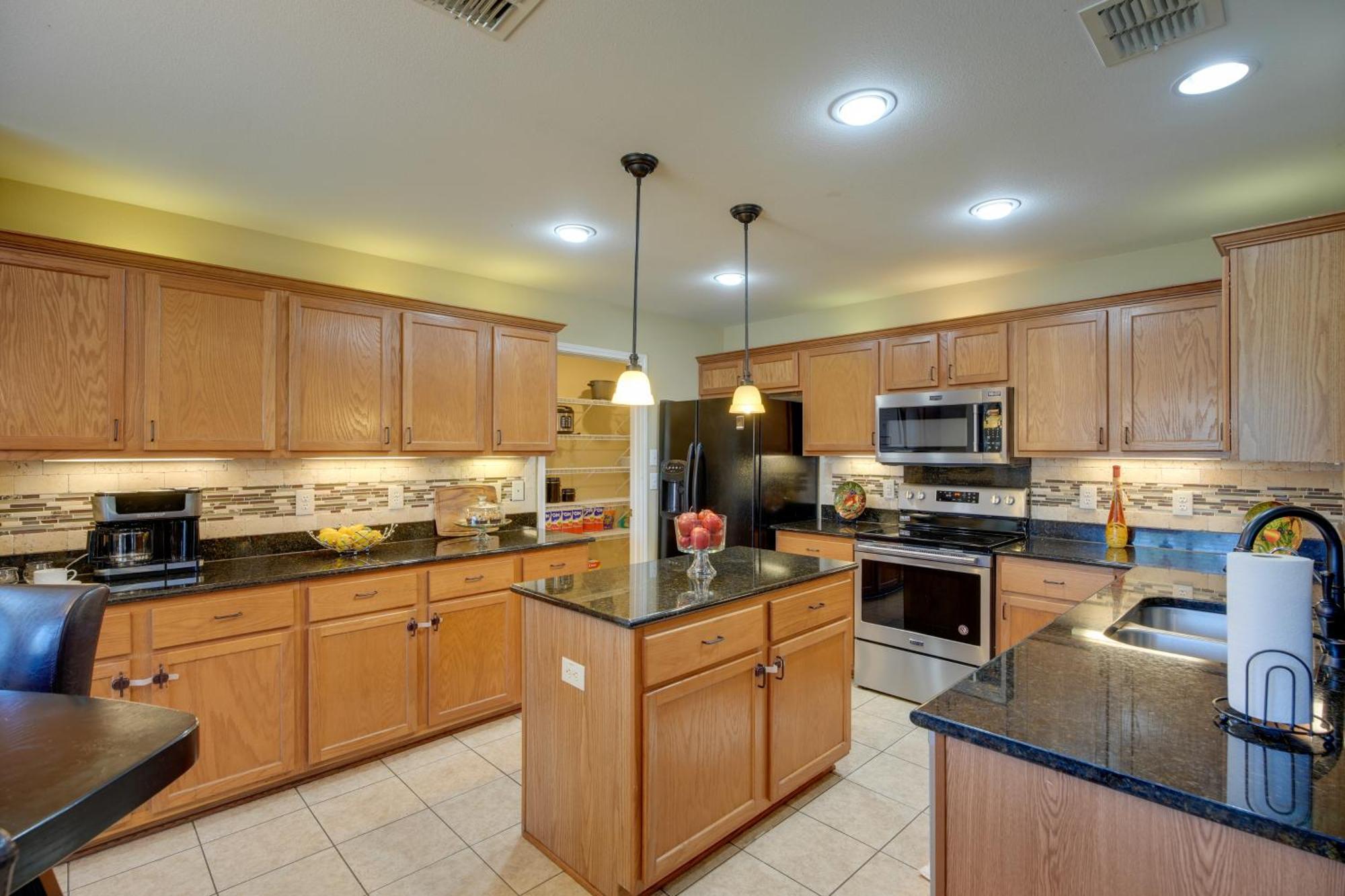 Holiday home With Pool Access Near Lackland Afb San Antonio