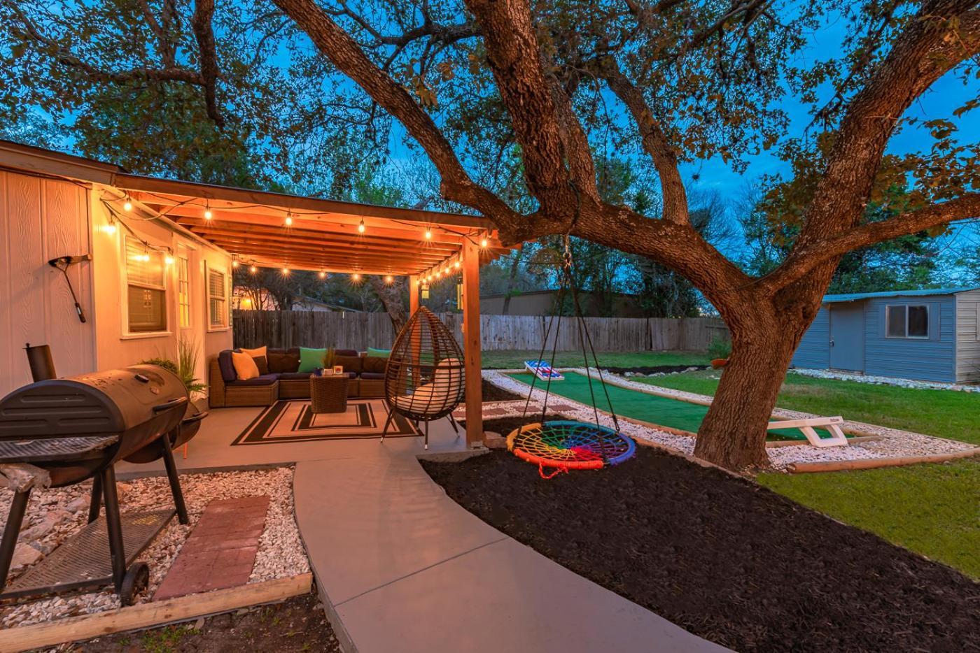 Texas Vacation Home, Game & Pool By Sixflags Holiday home *