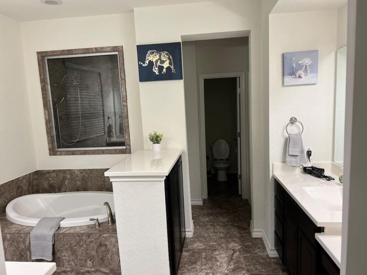 Lxry 7br, Heated Pool And Near Attrns, St2