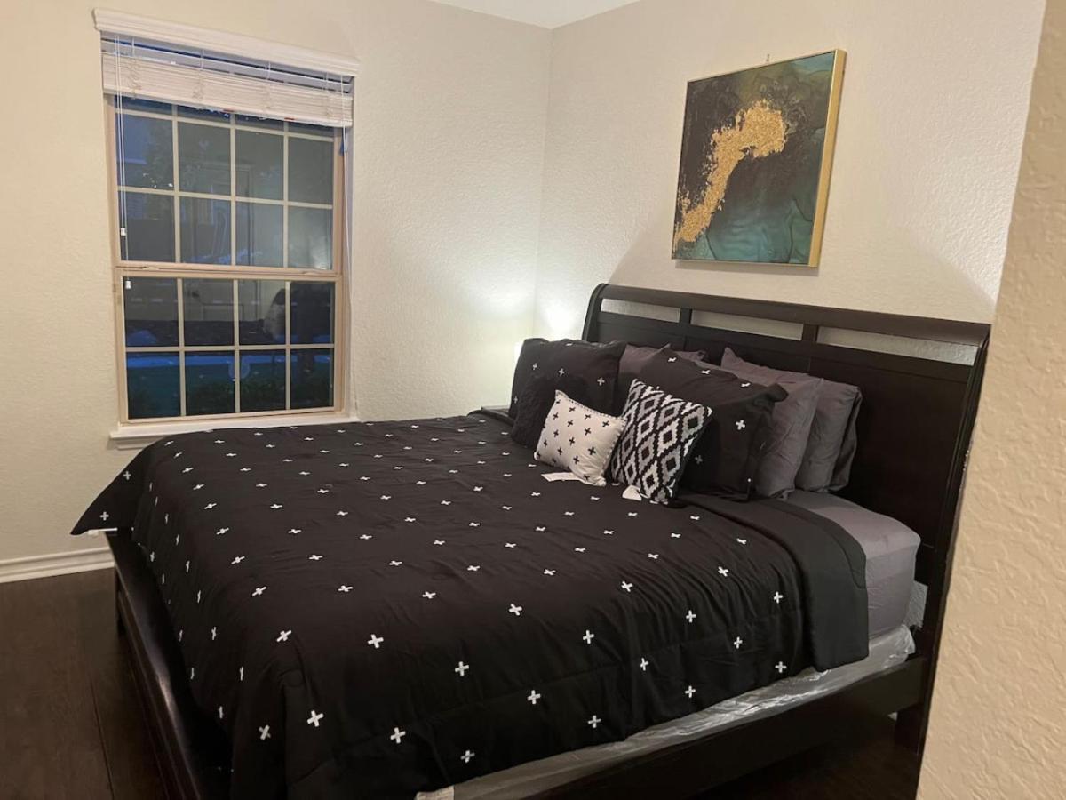 Lxry 7br, Heated Pool And Near Attrns, St2 San Antonio