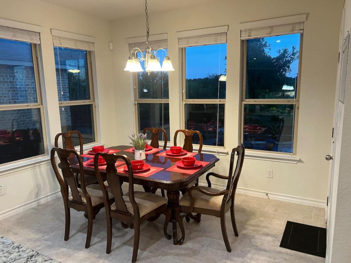 Villa Lxry 7br, Heated Pool And Near Attrns, St2 San Antonio