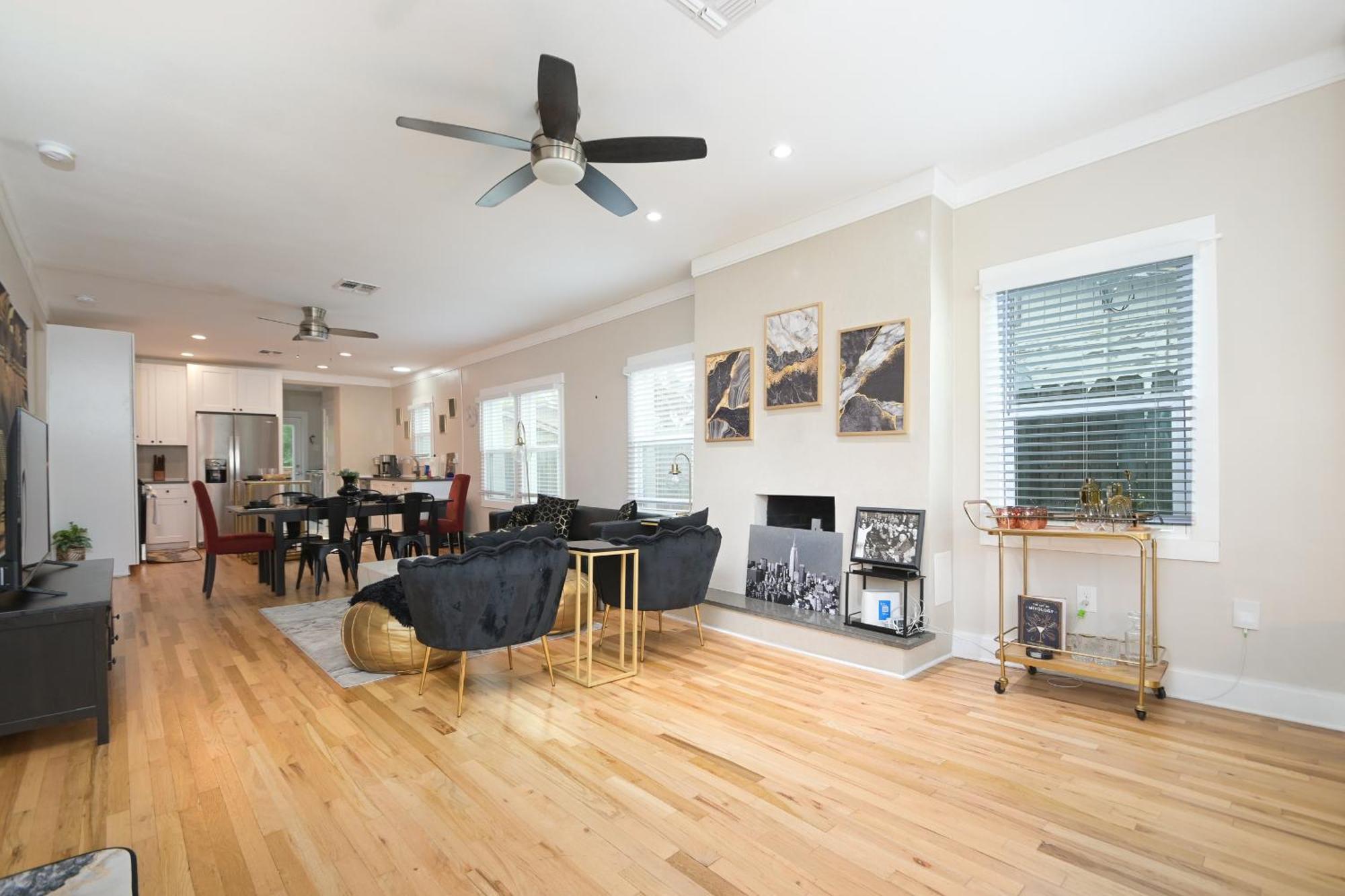 Villa The Marbled Speakeasy - Luxury By The Alamo *